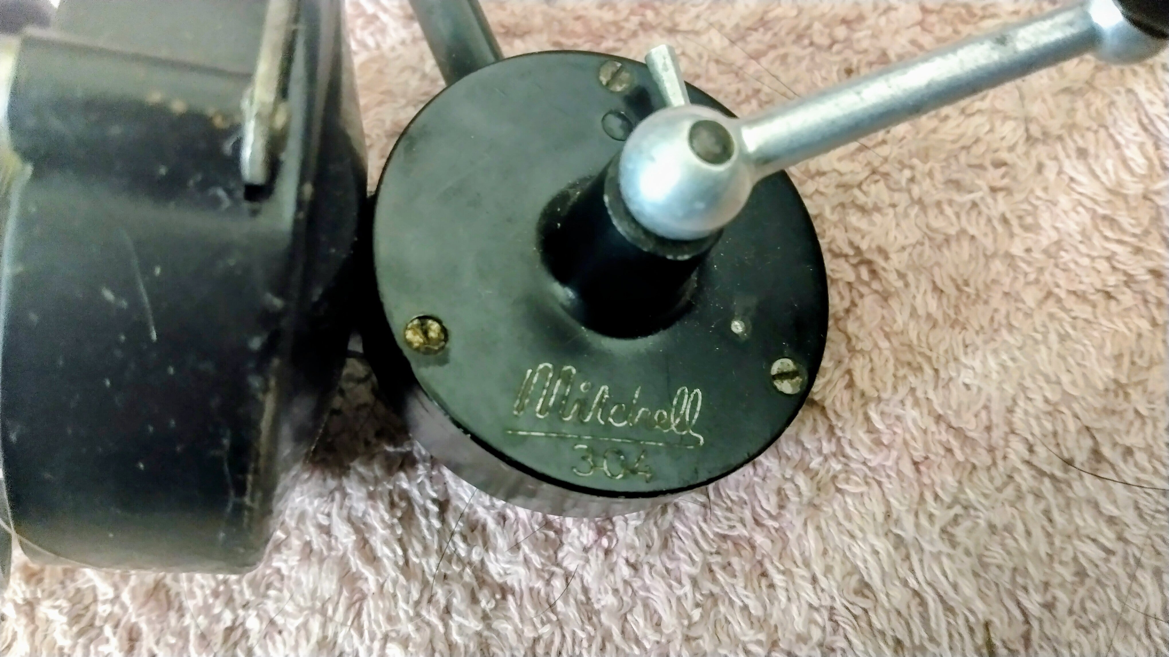 Vintage Mitchell 304 Spinning Reel French Fixed Spool Classic Coarse Fishing