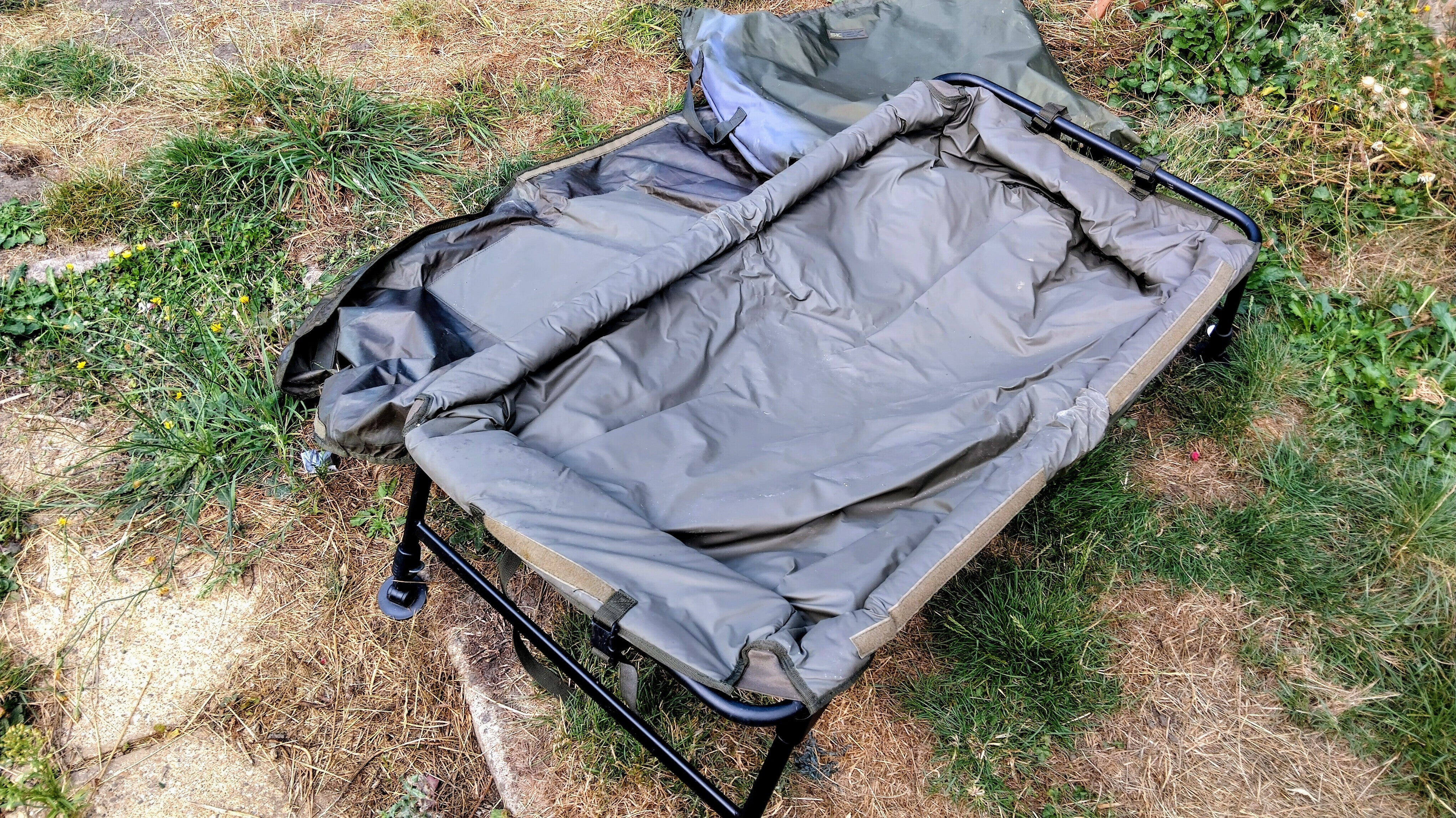 Sonik SK-TEK Carp Cradle Unhooking Mat Padded Fish Care Protection