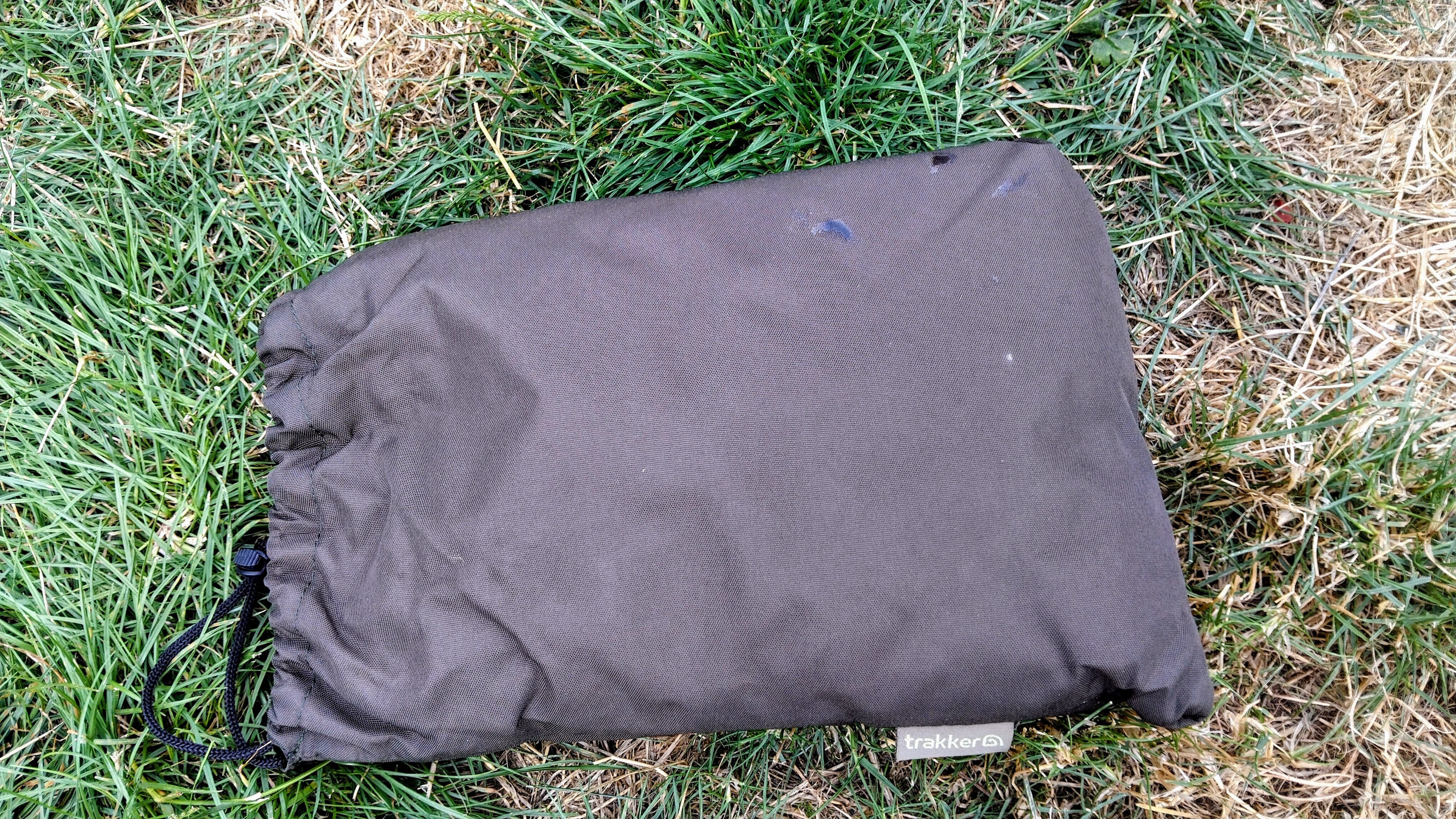 Trakker Carp Sack Pair Unused Fish Care Security Cord Bankstick Attachment