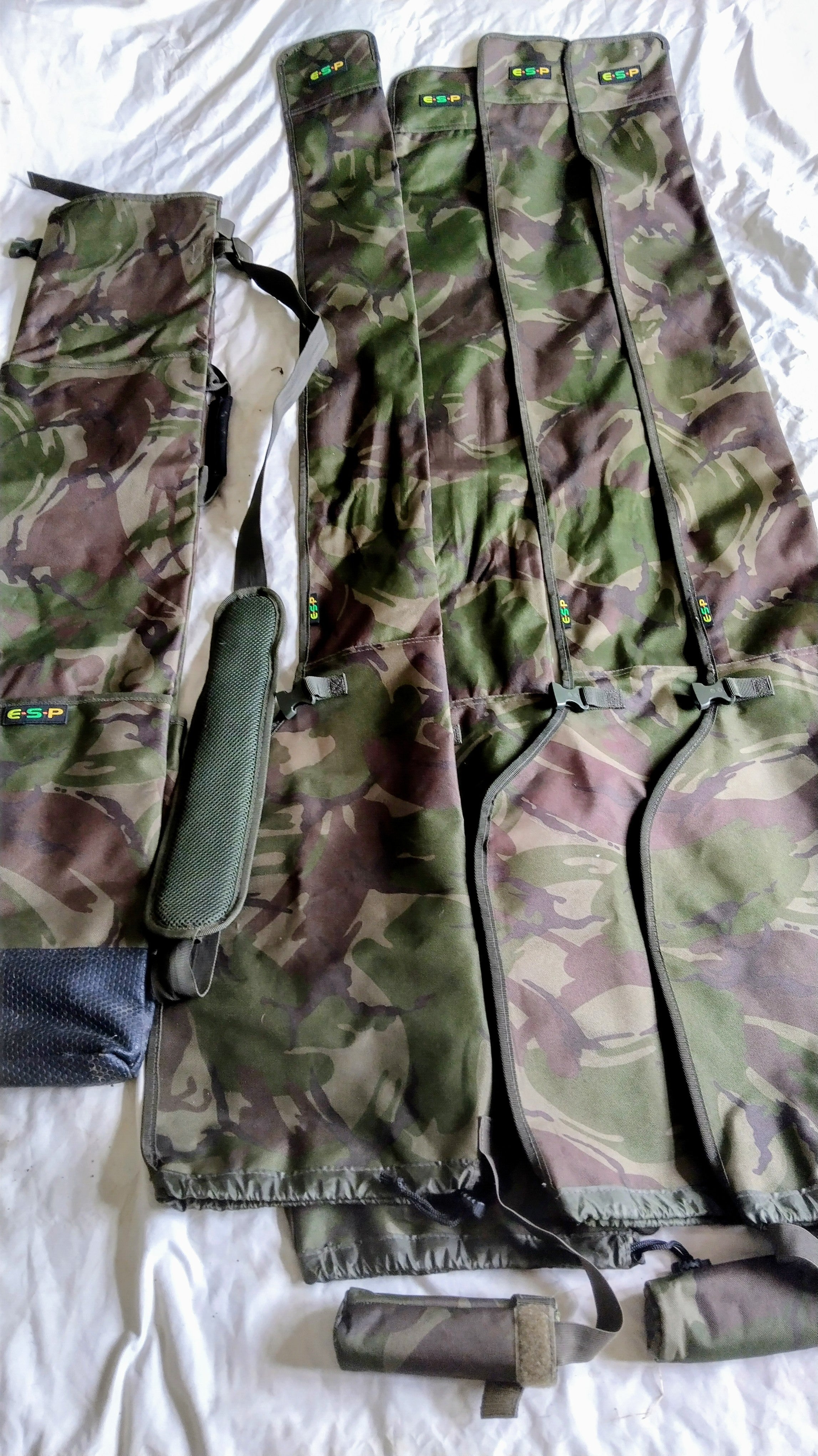 ESP Carp Fishing Rod Holdall Set - 12ft Quiver & 4 x Sleeves - Excellent Condition