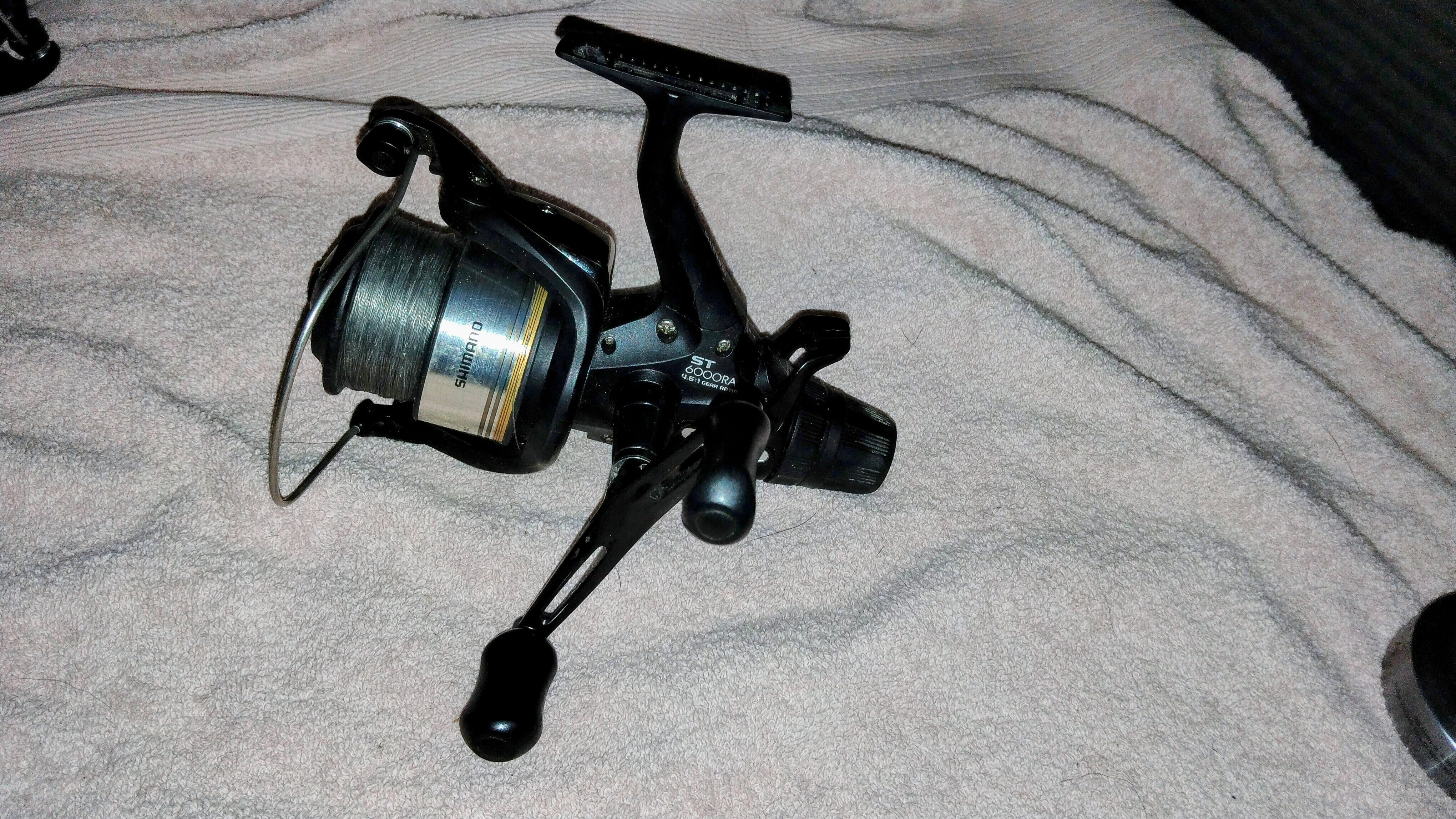 Shimano Baitrunner ST 6000 RA Carp Fishing Reel - VGC - 1 of 3
