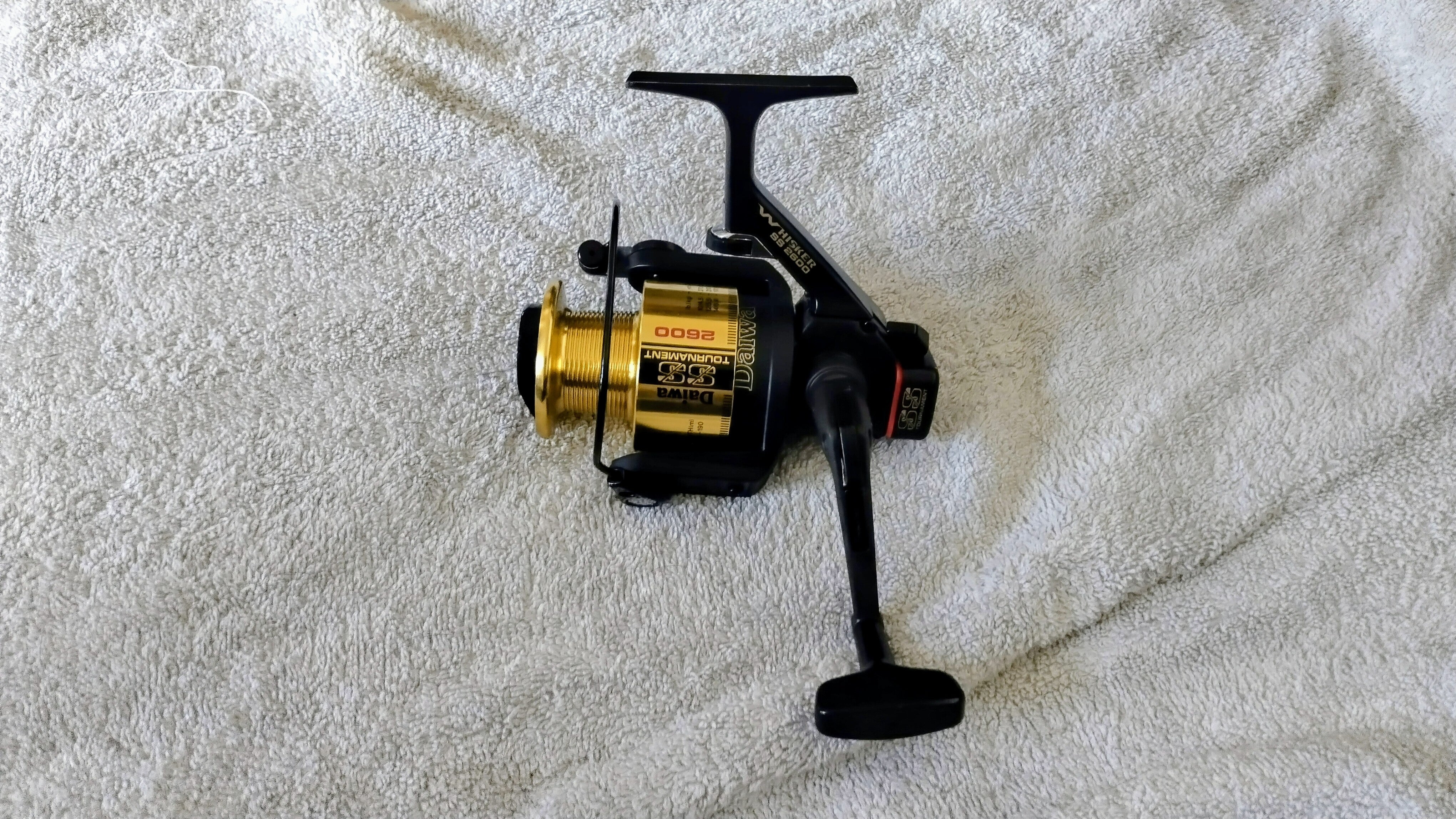Daiwa Whisker Tournament SS2600 Reel - Boxed & Original Paperwork - Mint