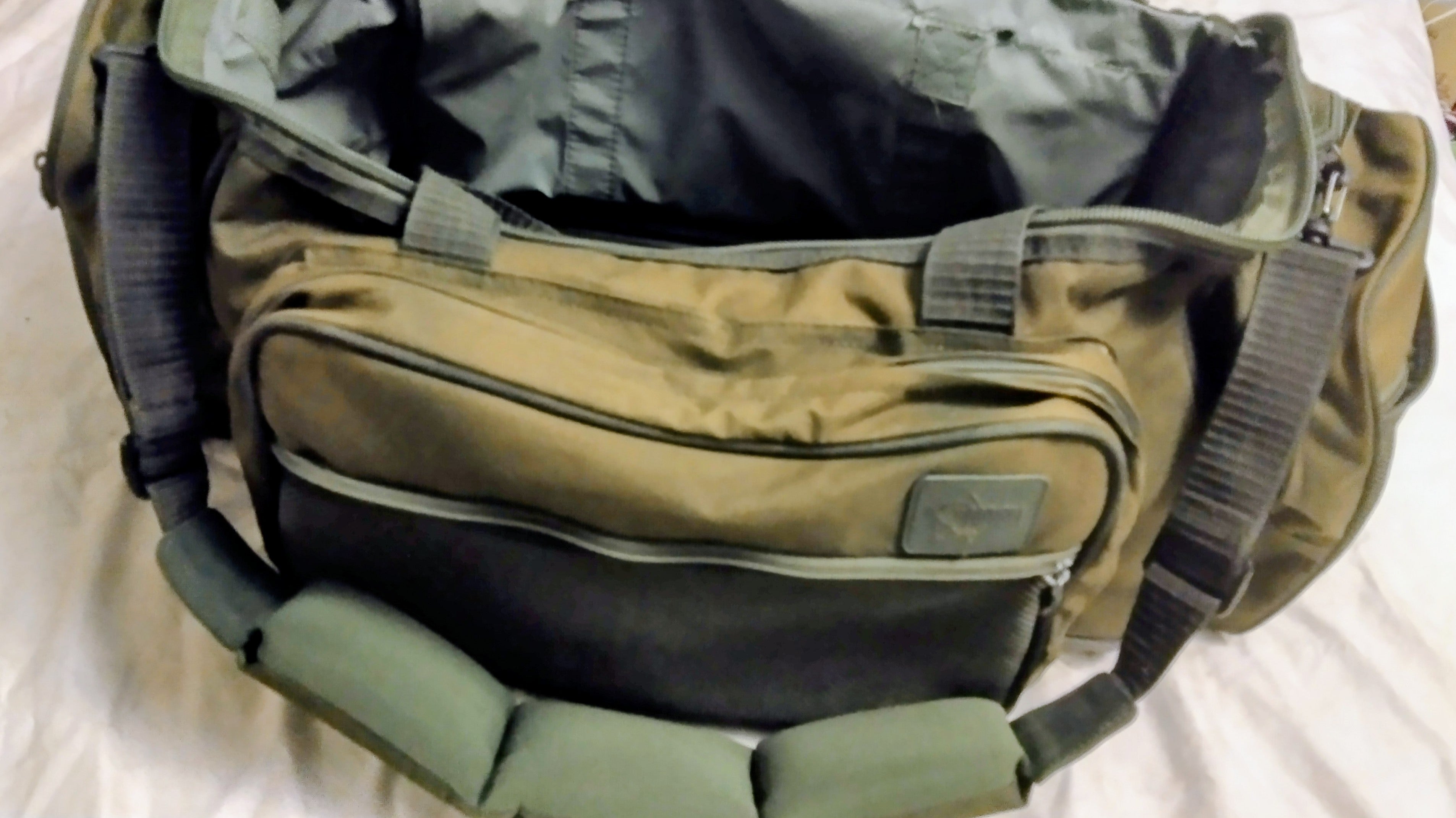 Nash Carp Fishing Carryall Large Luggage - Excellent Condition Tackle Bag Organiser