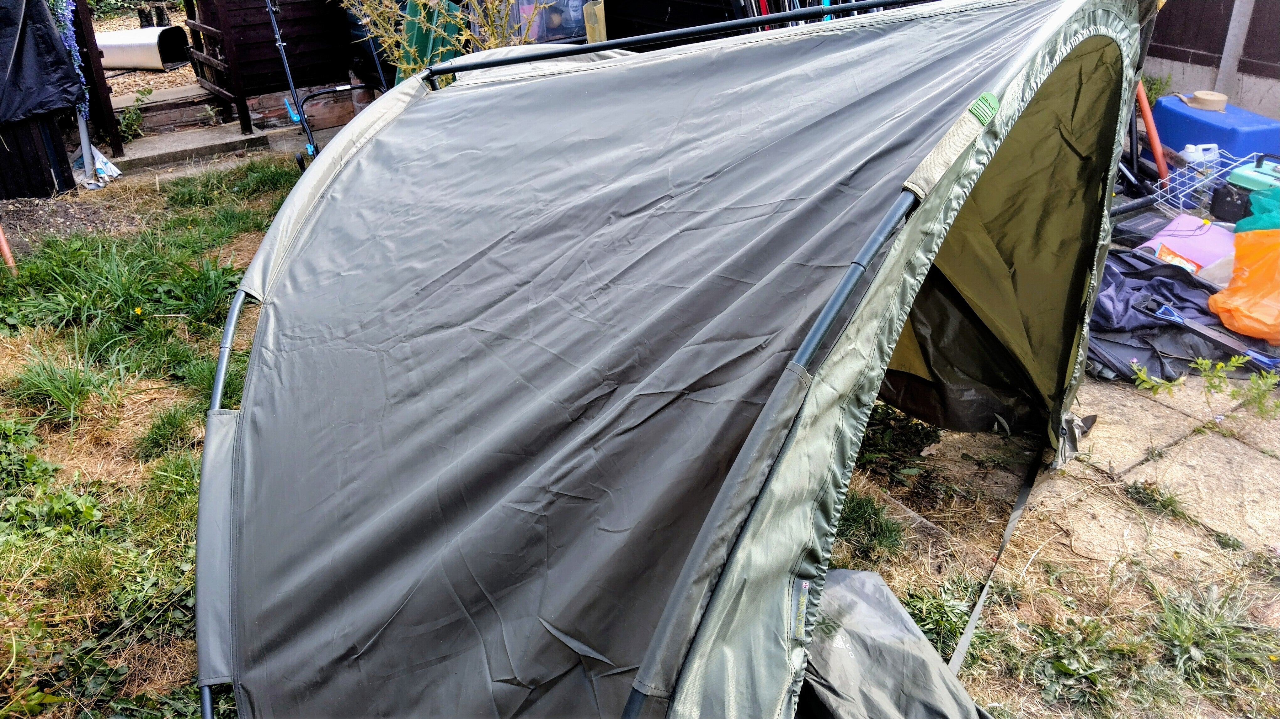 Sonik Day Shelter Lightweight Fishing Bivvy Waterproof Carp Coarse - Near Mint