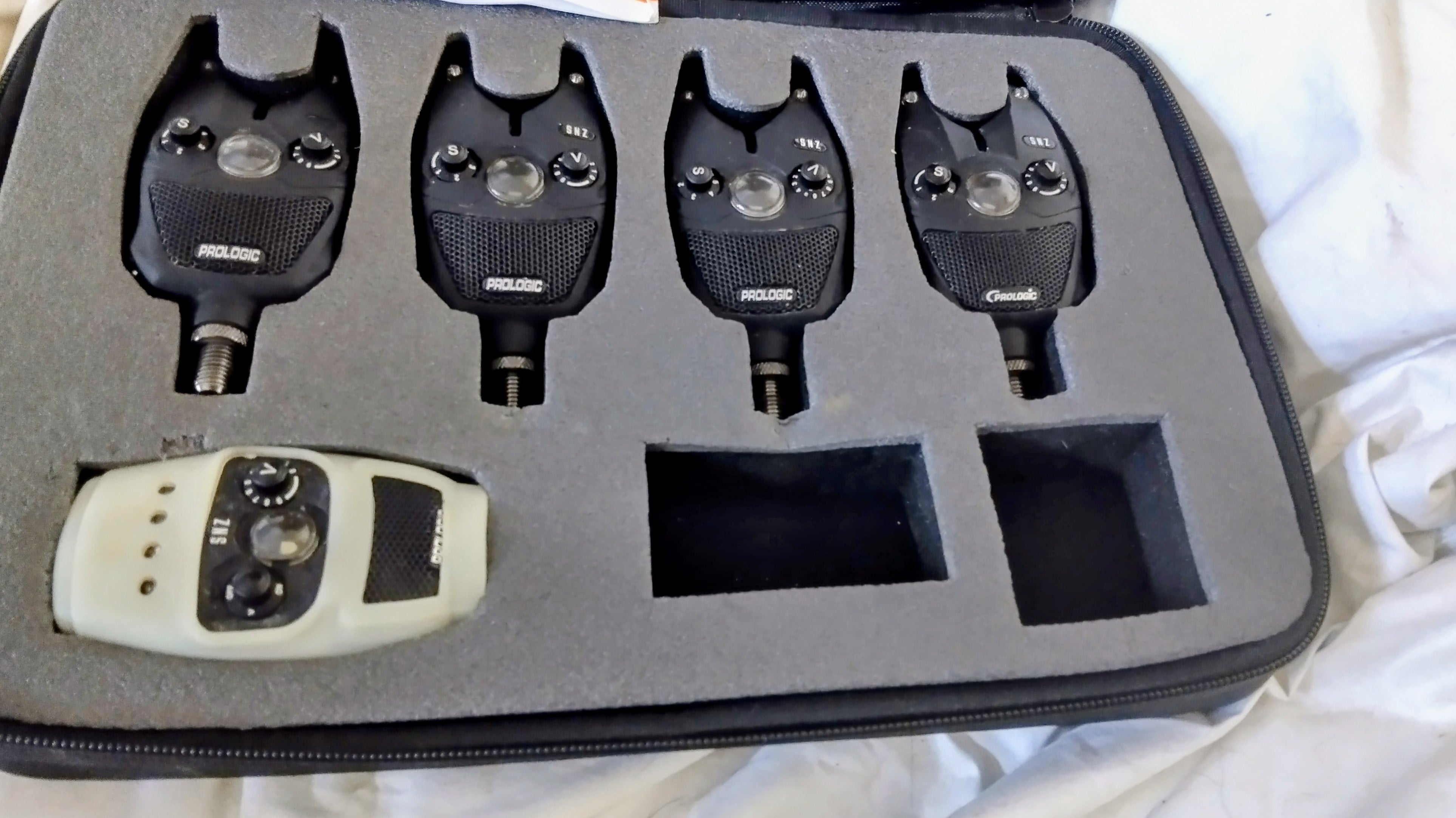 Prologic SNZ 4+1 Bite Alarm Set + Receiver | Very Good Condition Carp Tackle