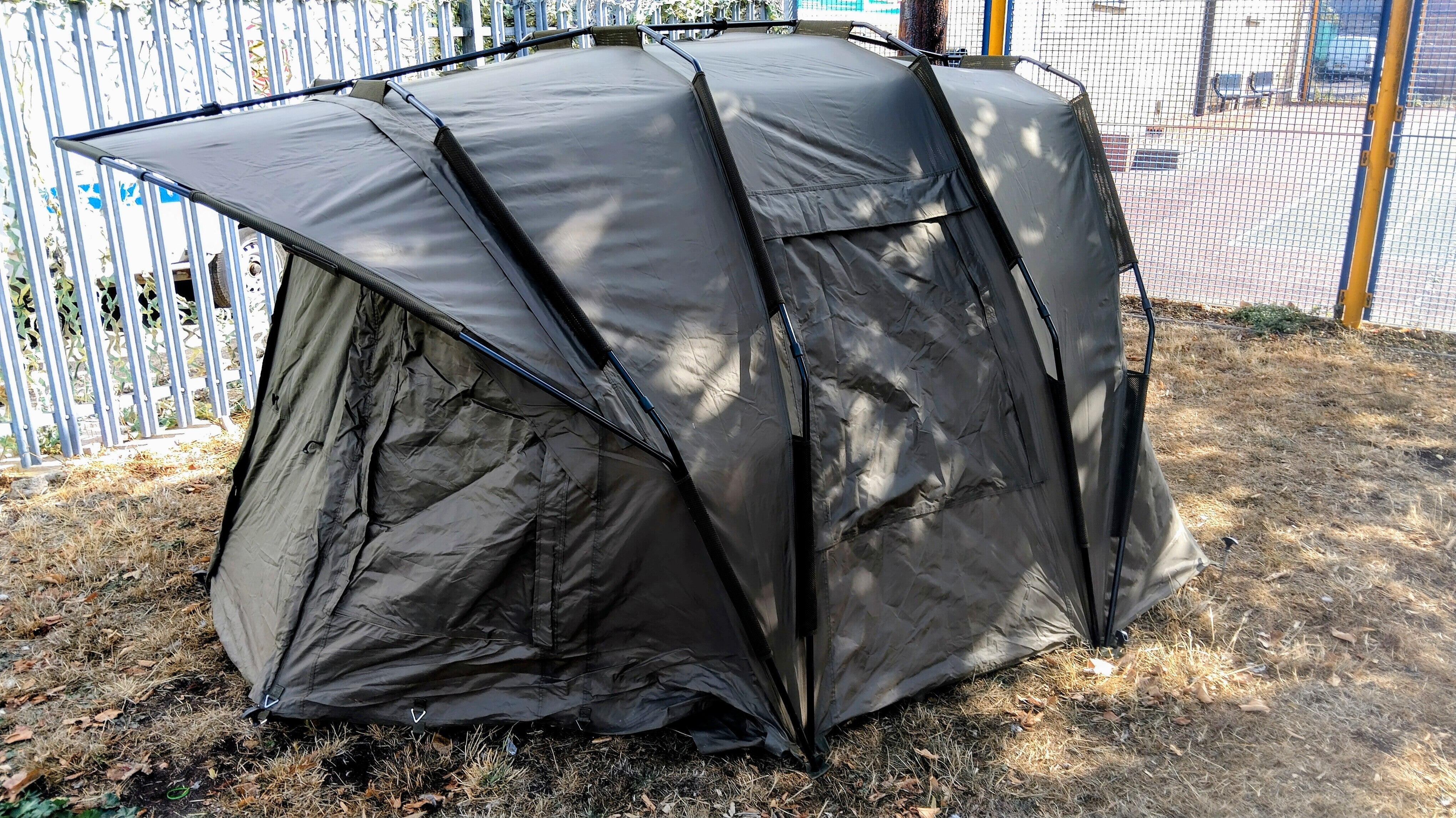 JRC Quad Continental Bivvy & Overwrap 2 Man+ Carp Fishing Shelter Super Size VGC