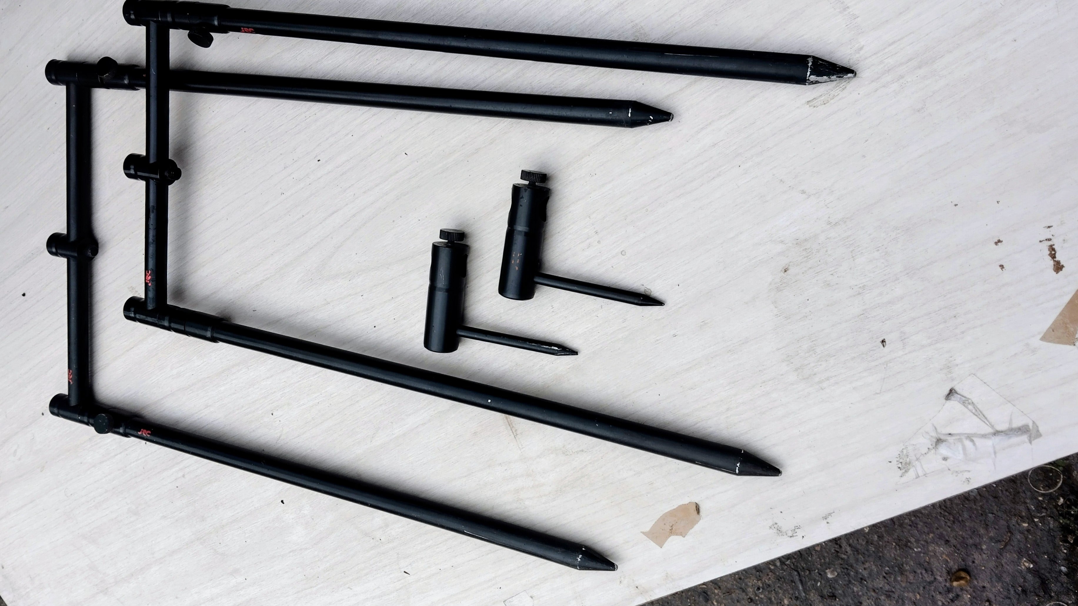 JRC Stealth Black Buzz Bar Goalpost Set 6x Extending Banksticks Stabilisers USED