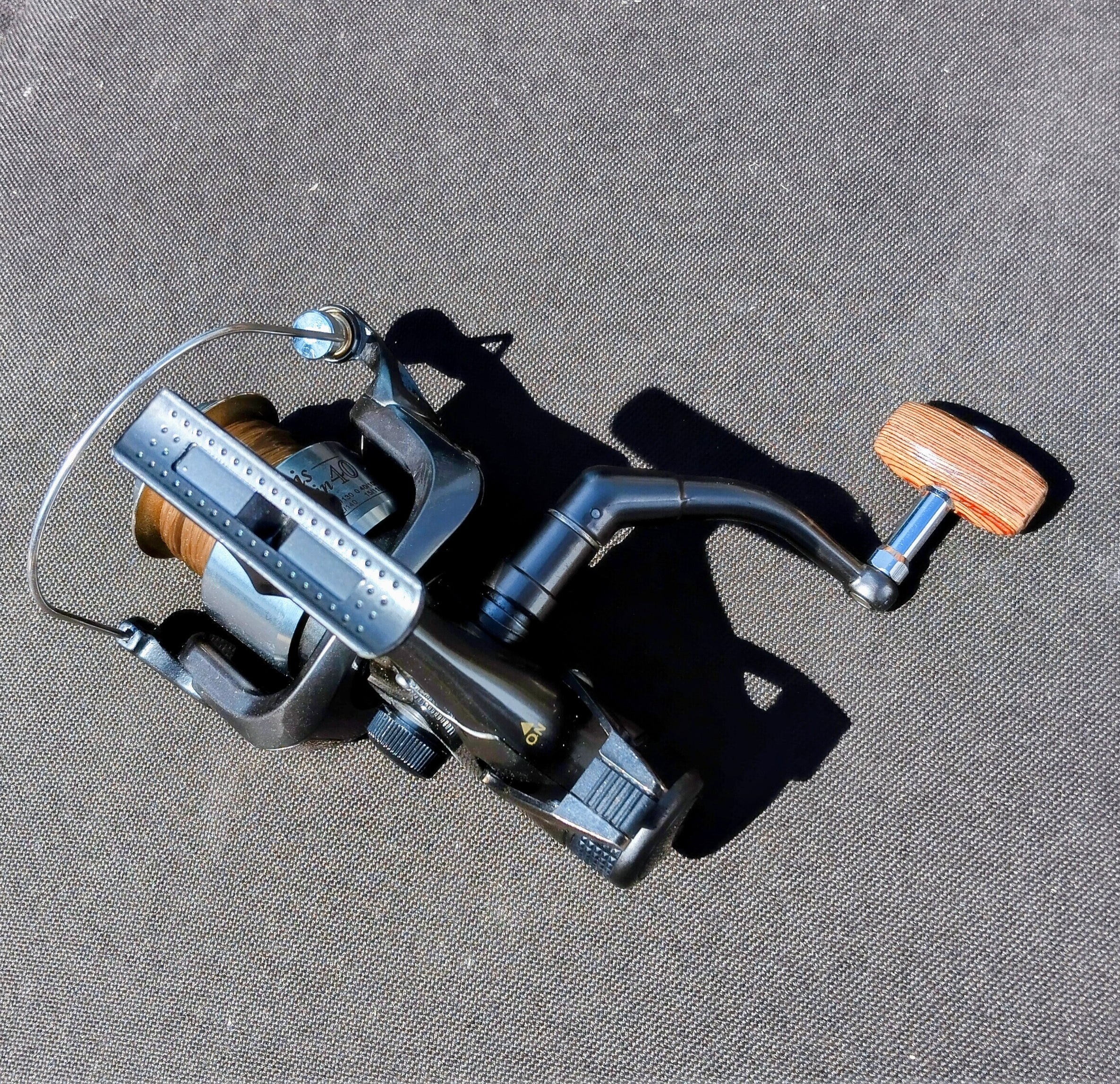 Wychwood Extremis Freespin 40 Baitrunner Carp Reel + Spare Spool VGC