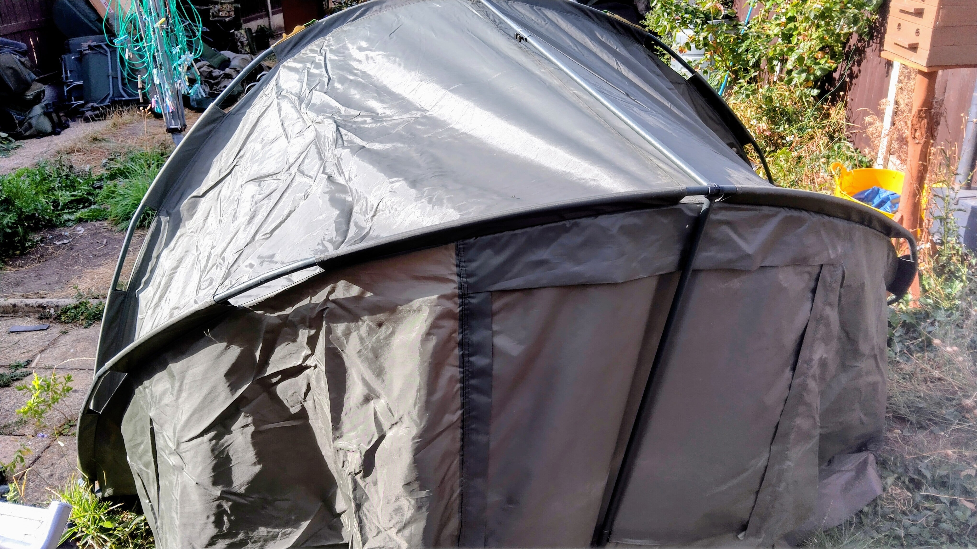 Sonik Day Shelter Lightweight Fishing Bivvy Waterproof Carp Coarse - Near Mint