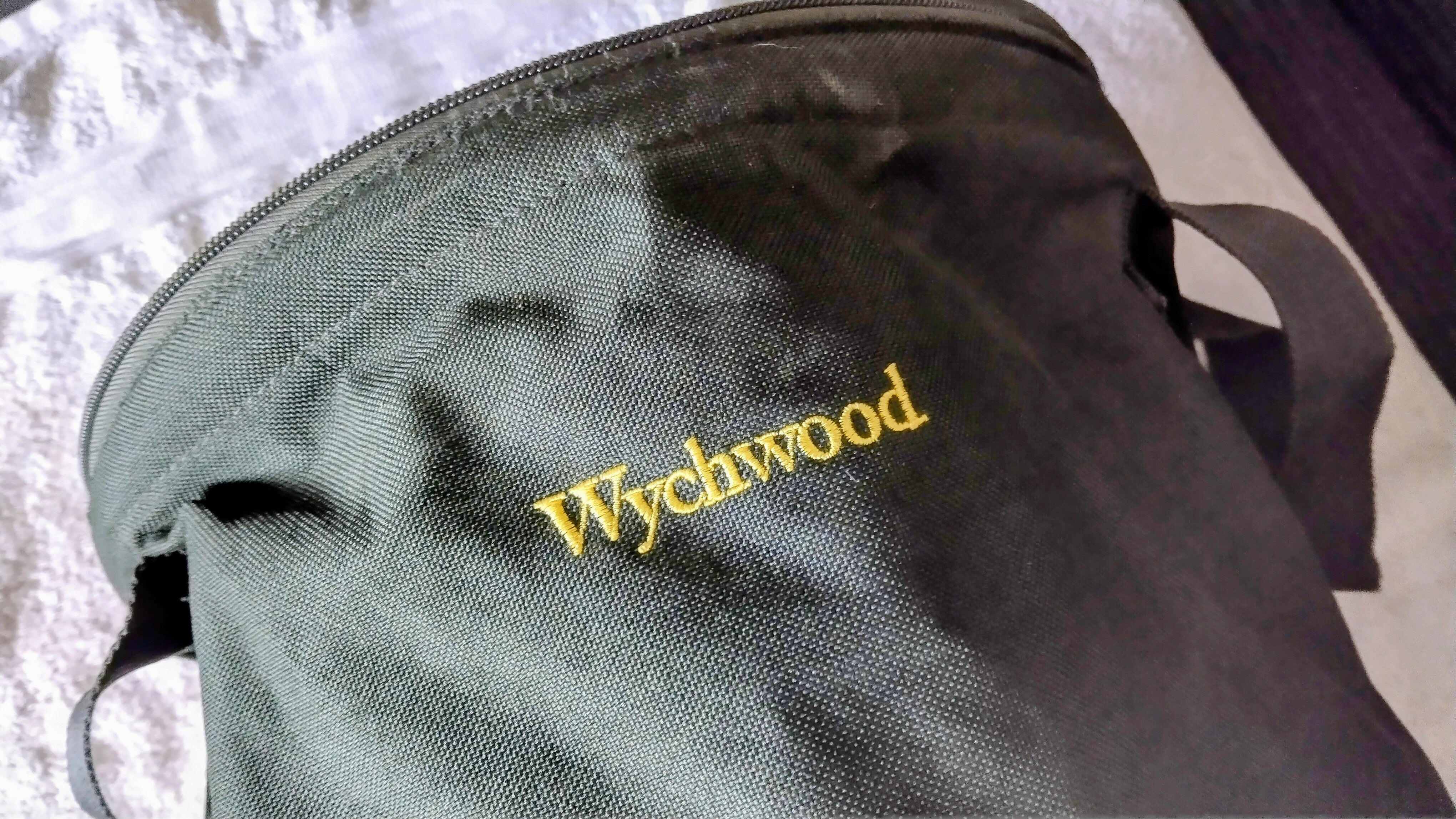 Wychwood Large Insulated Bait Bucket Collapsible Green Carp Fishing Boilie Bag