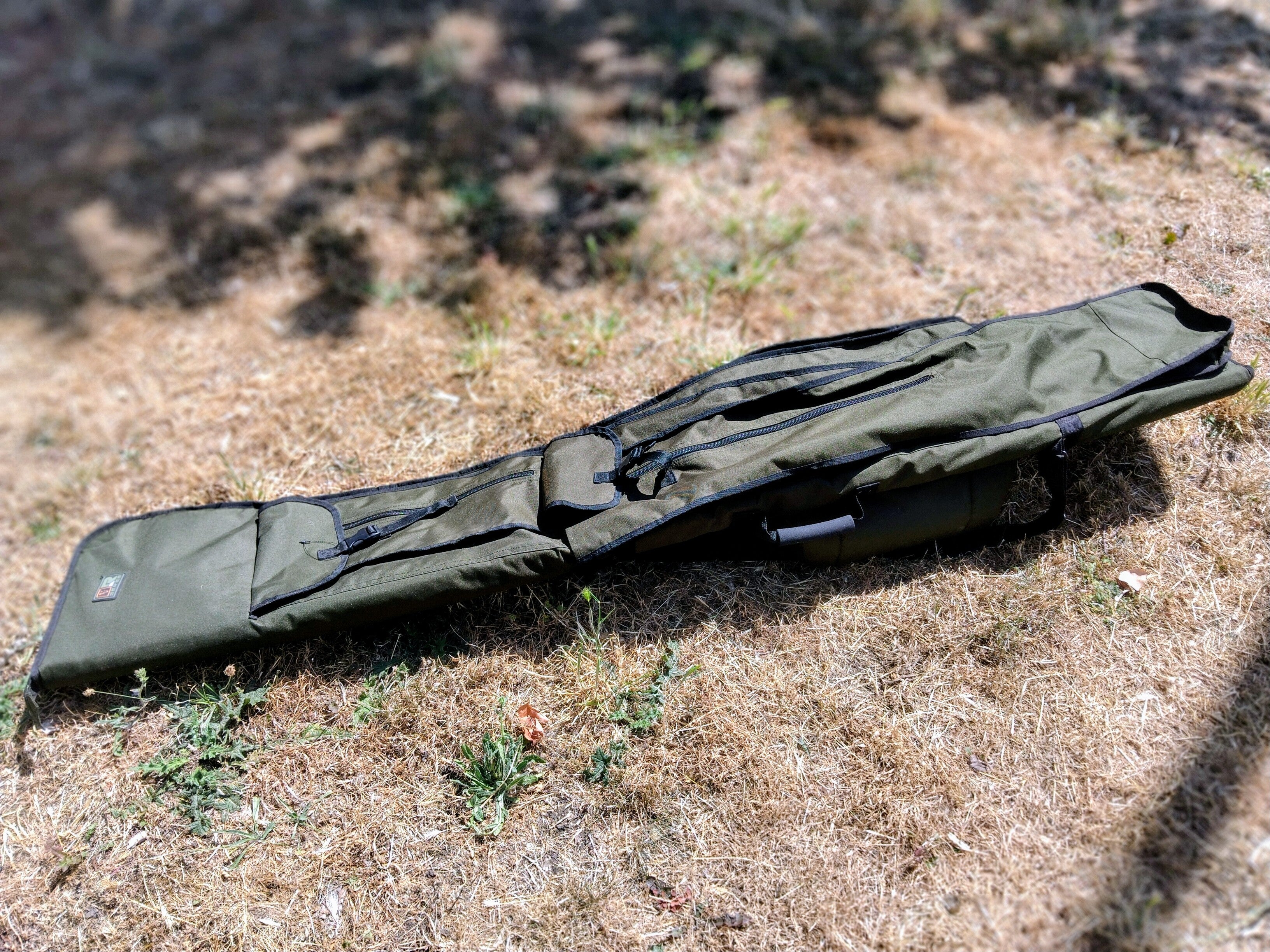 Fox R Series 12ft 3-Rod Padded Holdall Carp Fishing Luggage Big Pit Reels
