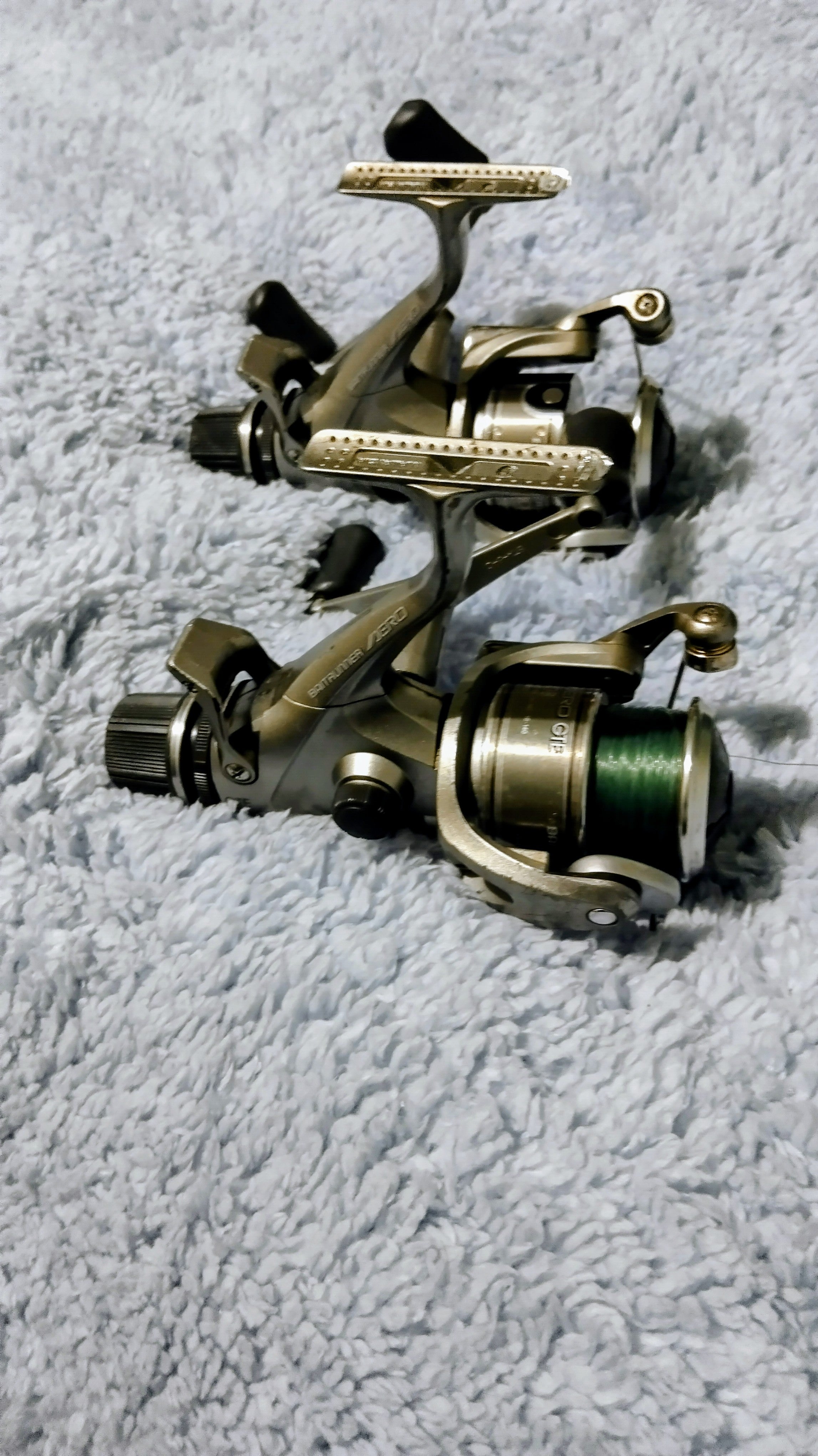 Pair of Shimano Aero GTE 5000B Baitrunner Reels - Excellent Condition + 2 Spares