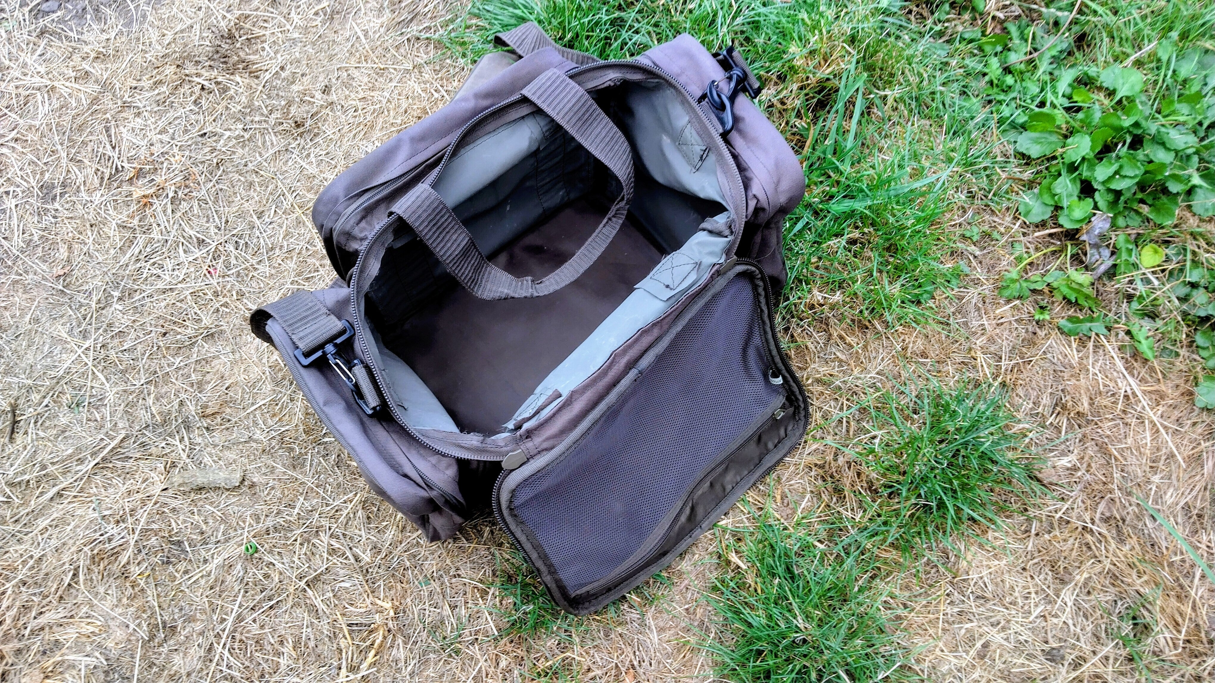 Nash Tackle Carp Fishing Carryall - Small / Stalker Holdall Bag - Very Good