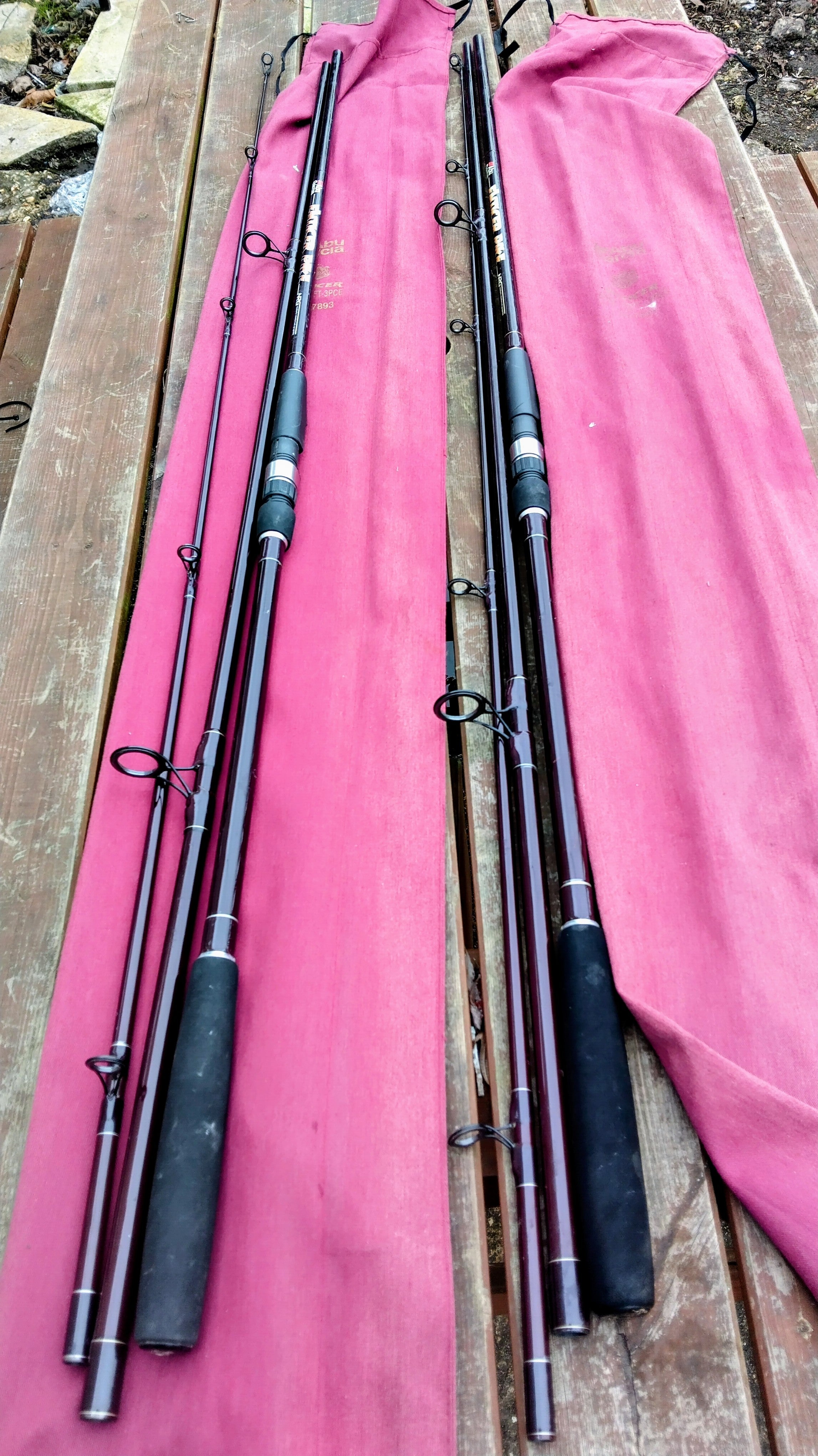 Pair of Abu Garcia Enticer Pike Rods 12ft 3lb TC 3-Piece Deadbait Rods & Bags