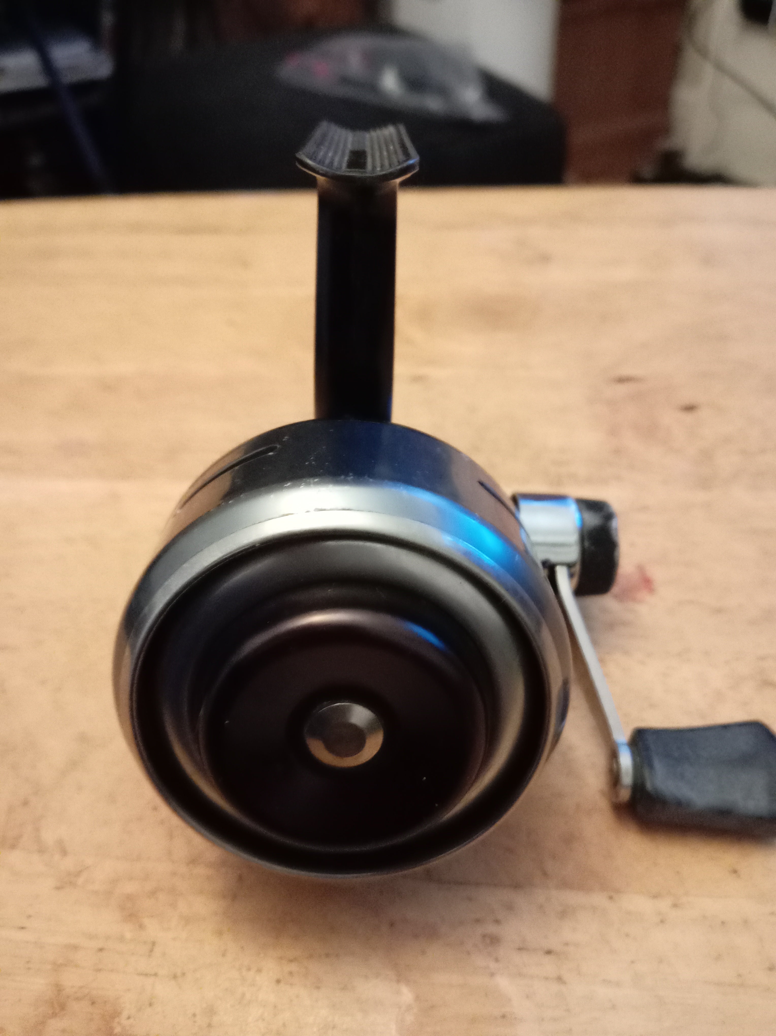 Abu 506 Closed Face Fishing Reel - Vintage Trotting Reel - Good Working Order