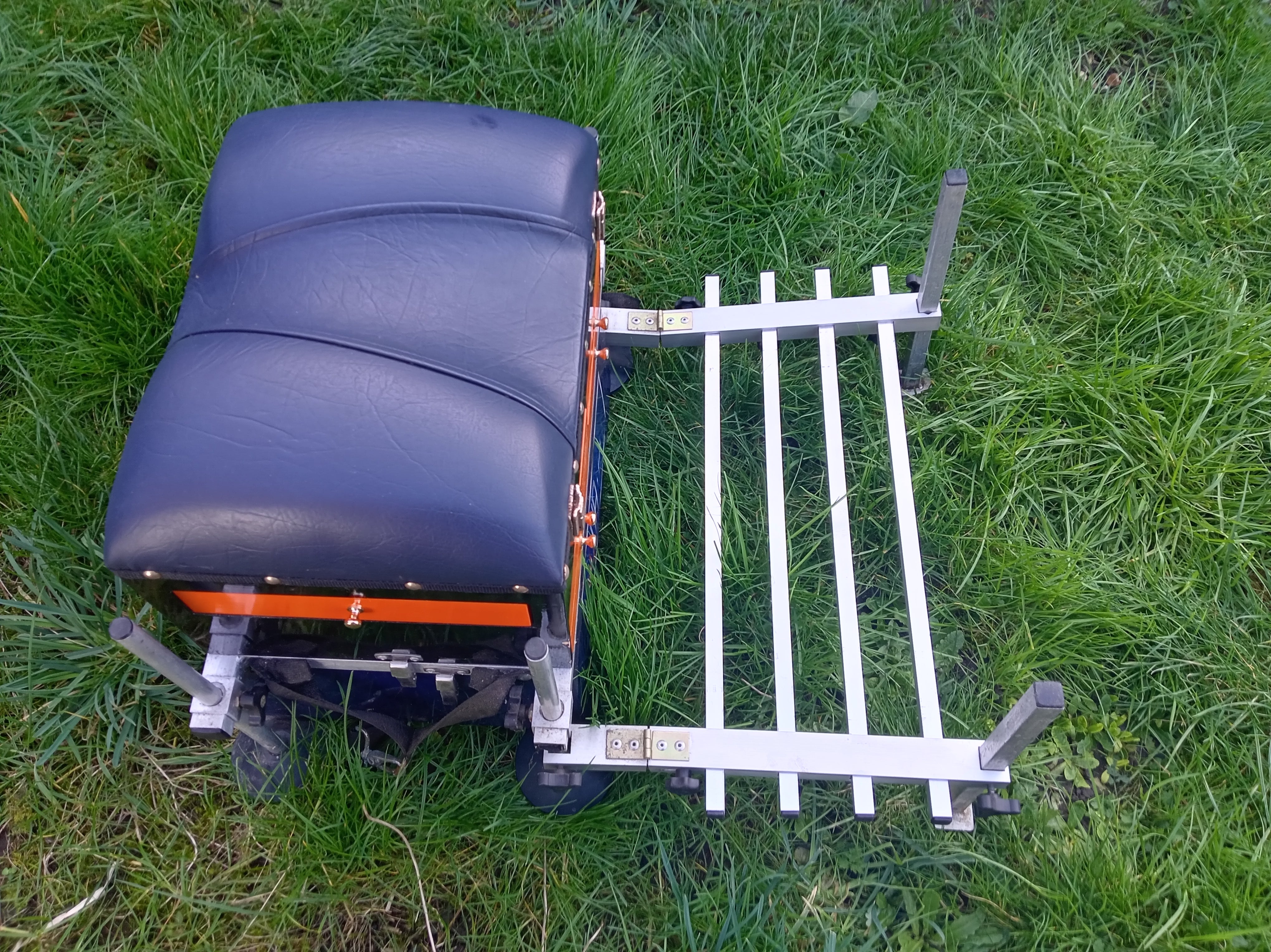 Aquatec Fishing Seat Box with Footplate & 6 Drawers - Used Condition - Retro