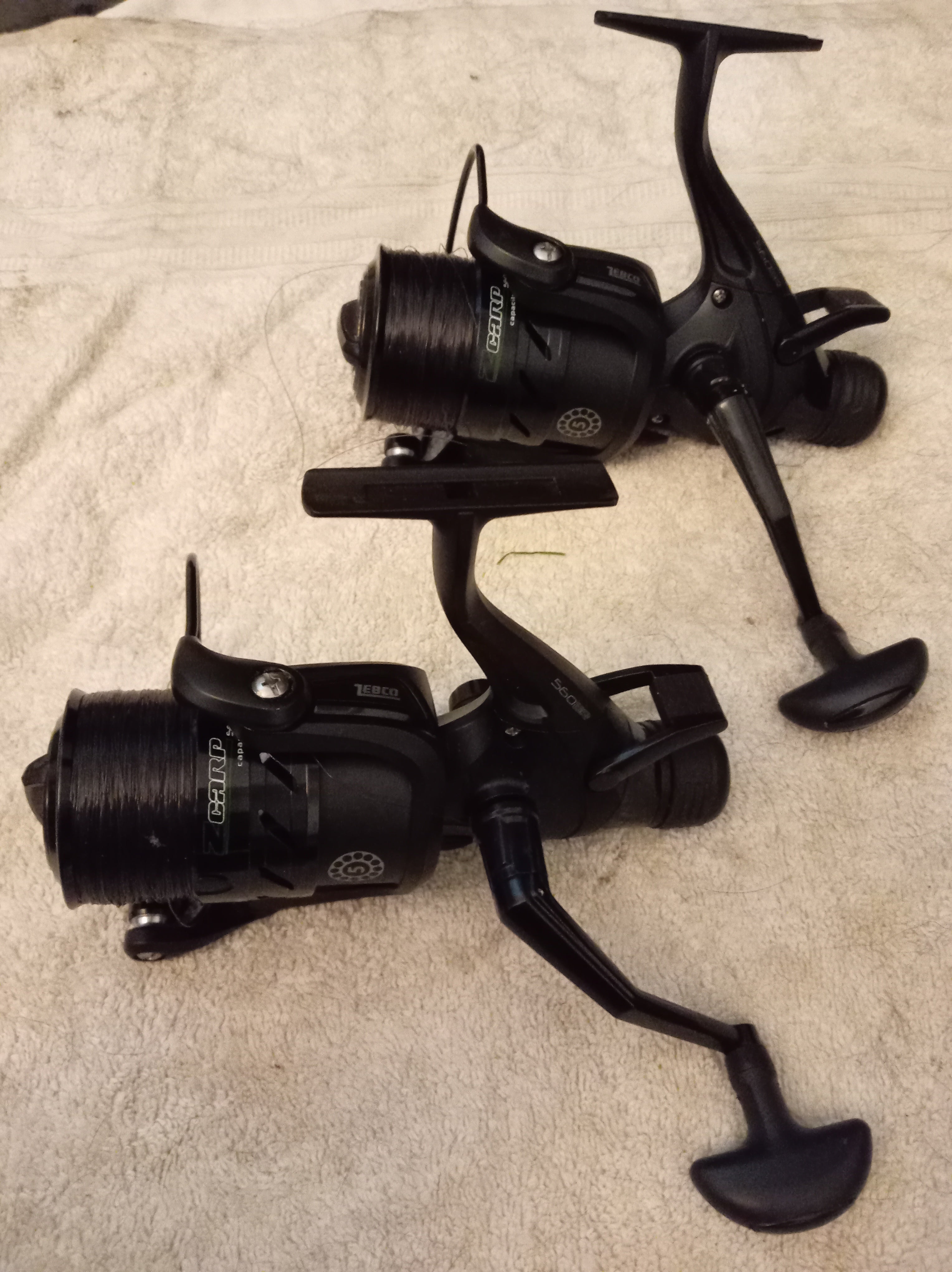 Zebco Z Carp 560 Runner Reels (Pair) - 5BB Free Spool - Loaded 12lb Mono - VGC