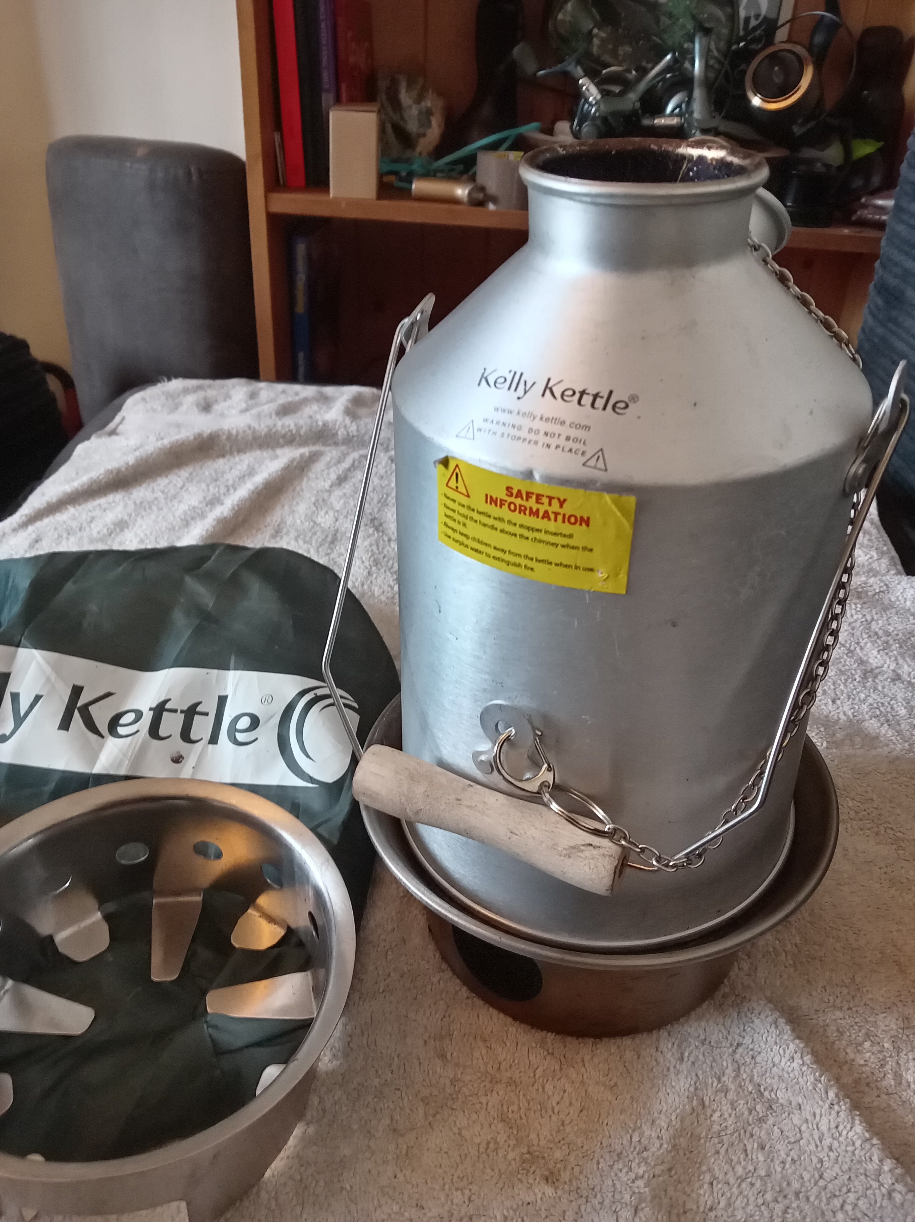 Kelly Kettle 1.6L Large Aluminium Camp Stove & Bag - Used/Working