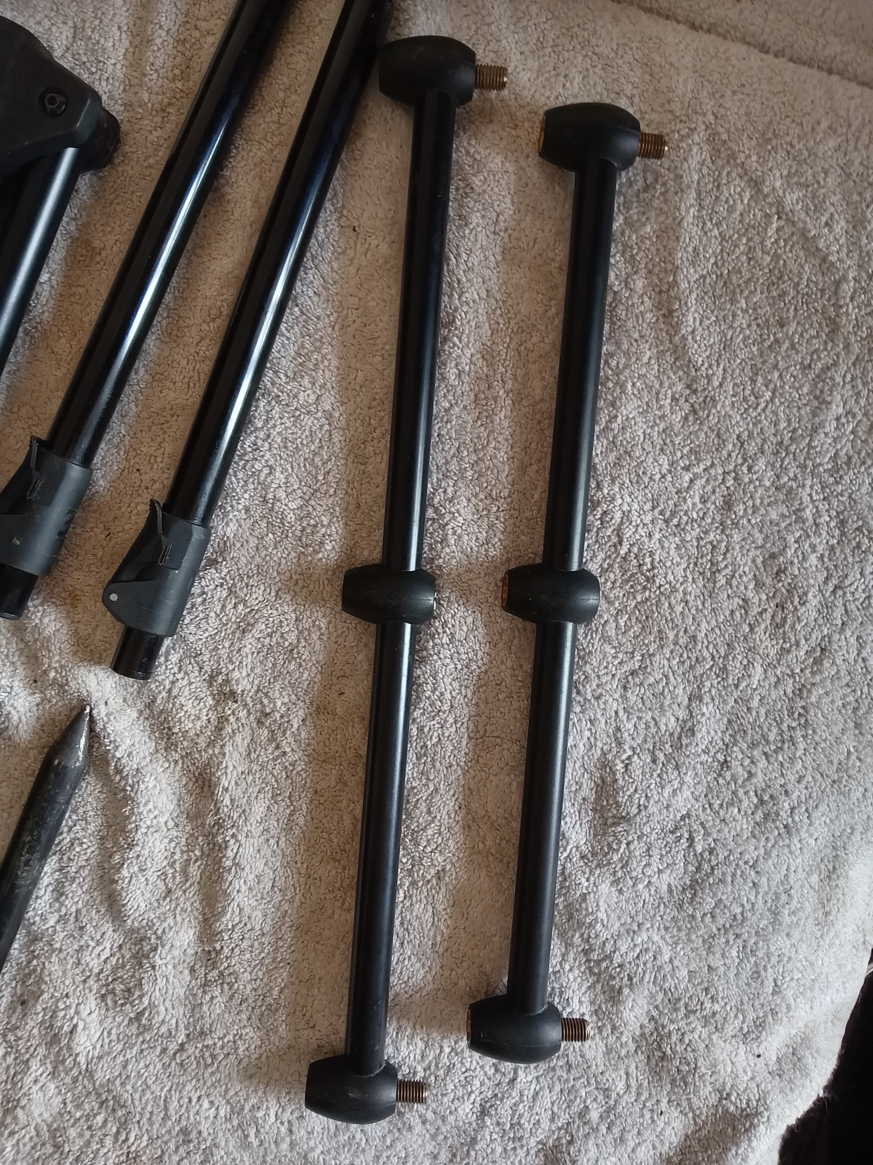 Sonik VaderX 3-Rod Pod - Adjustable Aluminium Rod Support - VGC
