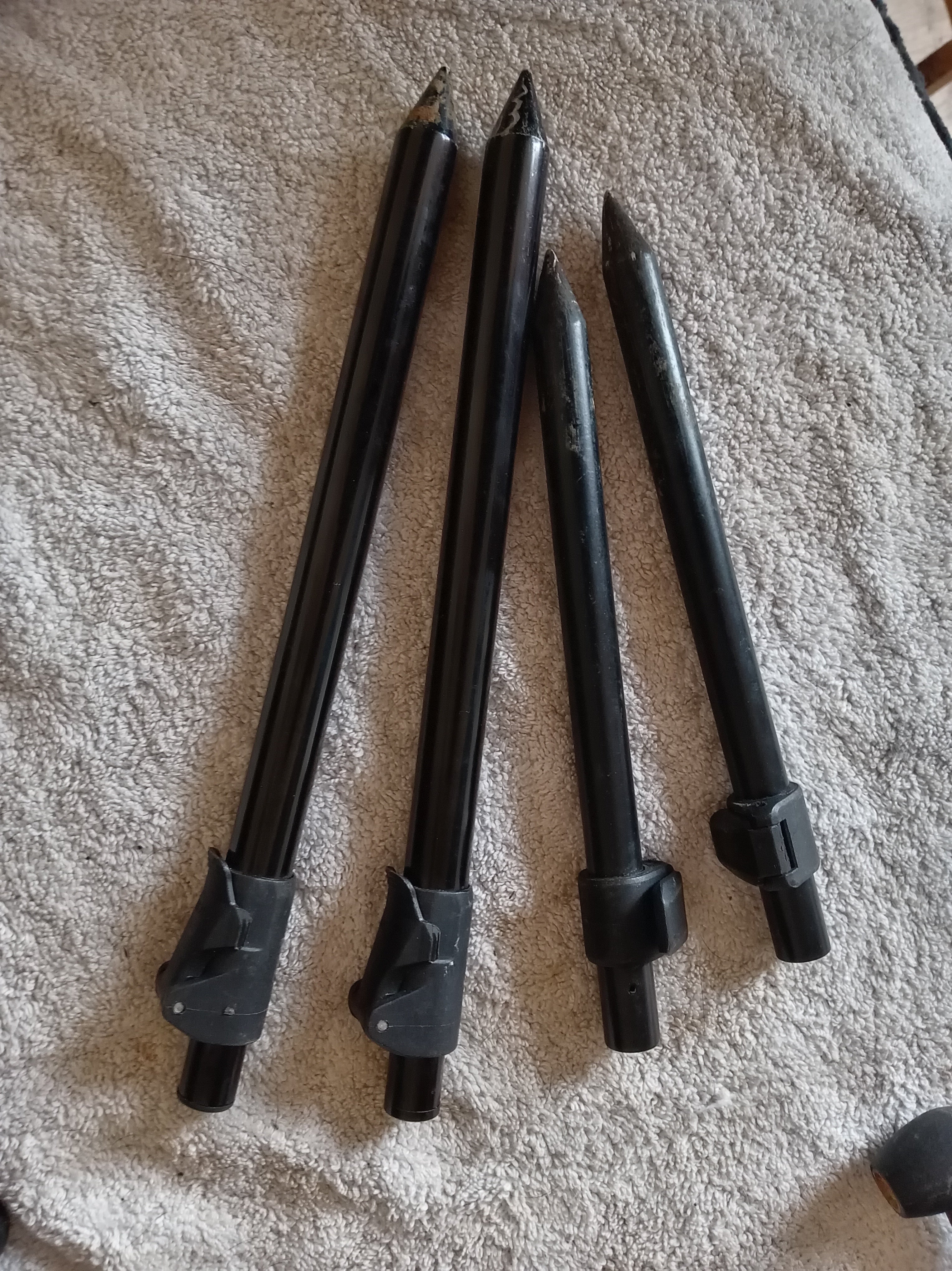 Sonik VaderX 3-Rod Pod - Adjustable Aluminium Rod Support - VGC