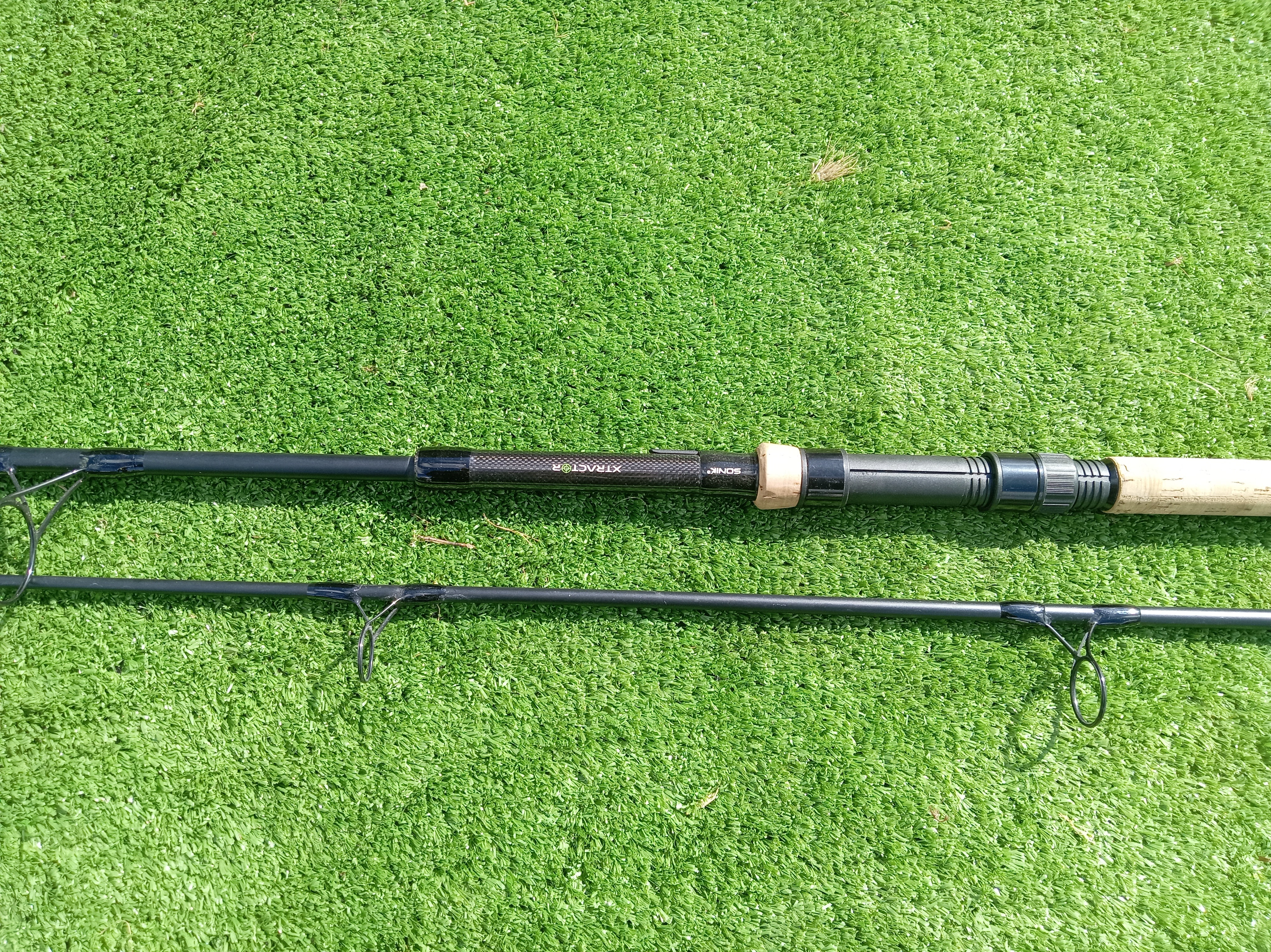 Sonik XTractor+ 10ft 3.5lb Cork Carp Rod - Excellent Condition - Multibuy Discount