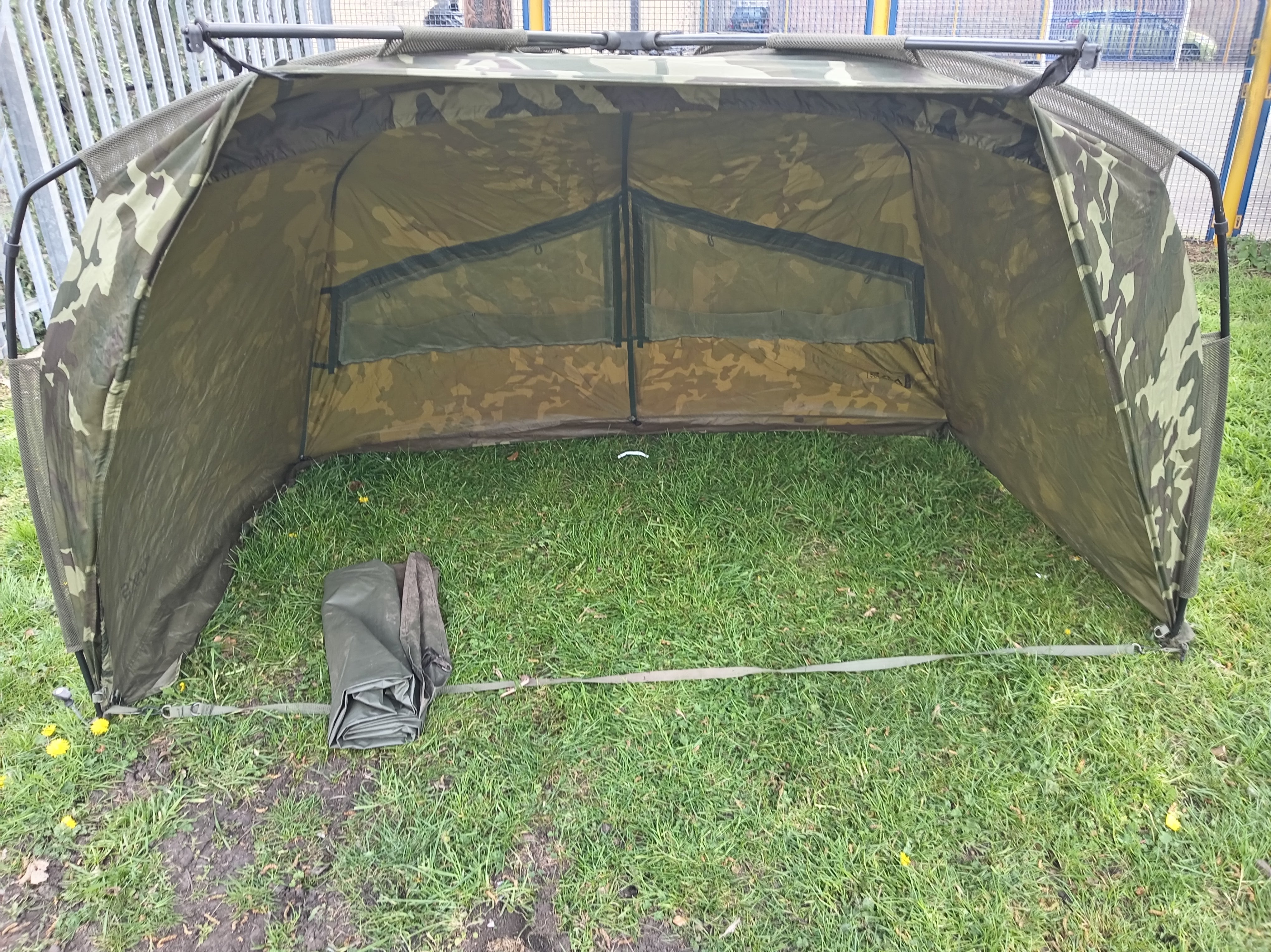 Sonik AXS Bivvy DPM Camo - Used Excellent Condition - Fast Setup Fishing Shelter