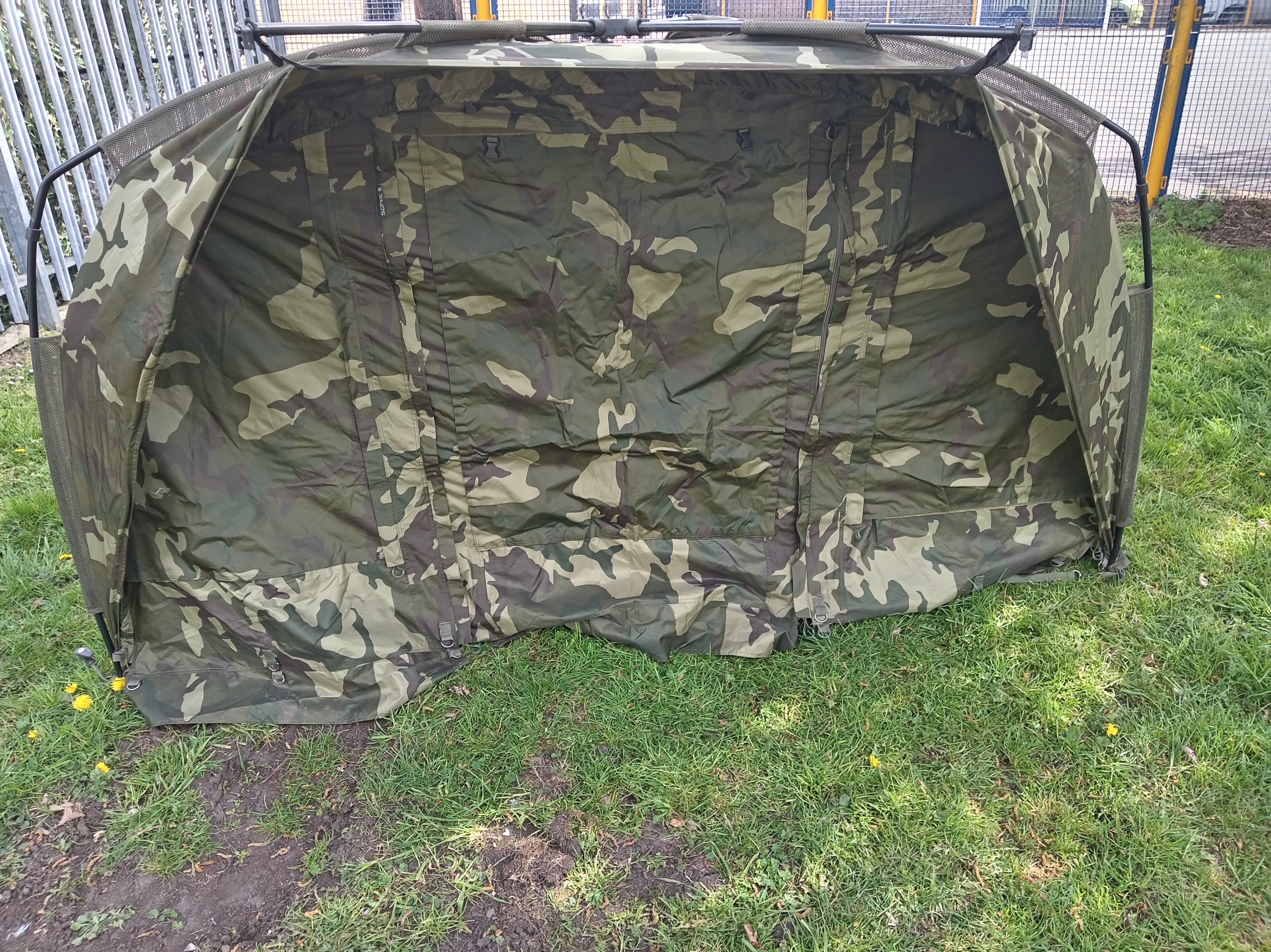Sonik AXS Bivvy DPM Camo - Used Excellent Condition - Fast Setup Fishing Shelter