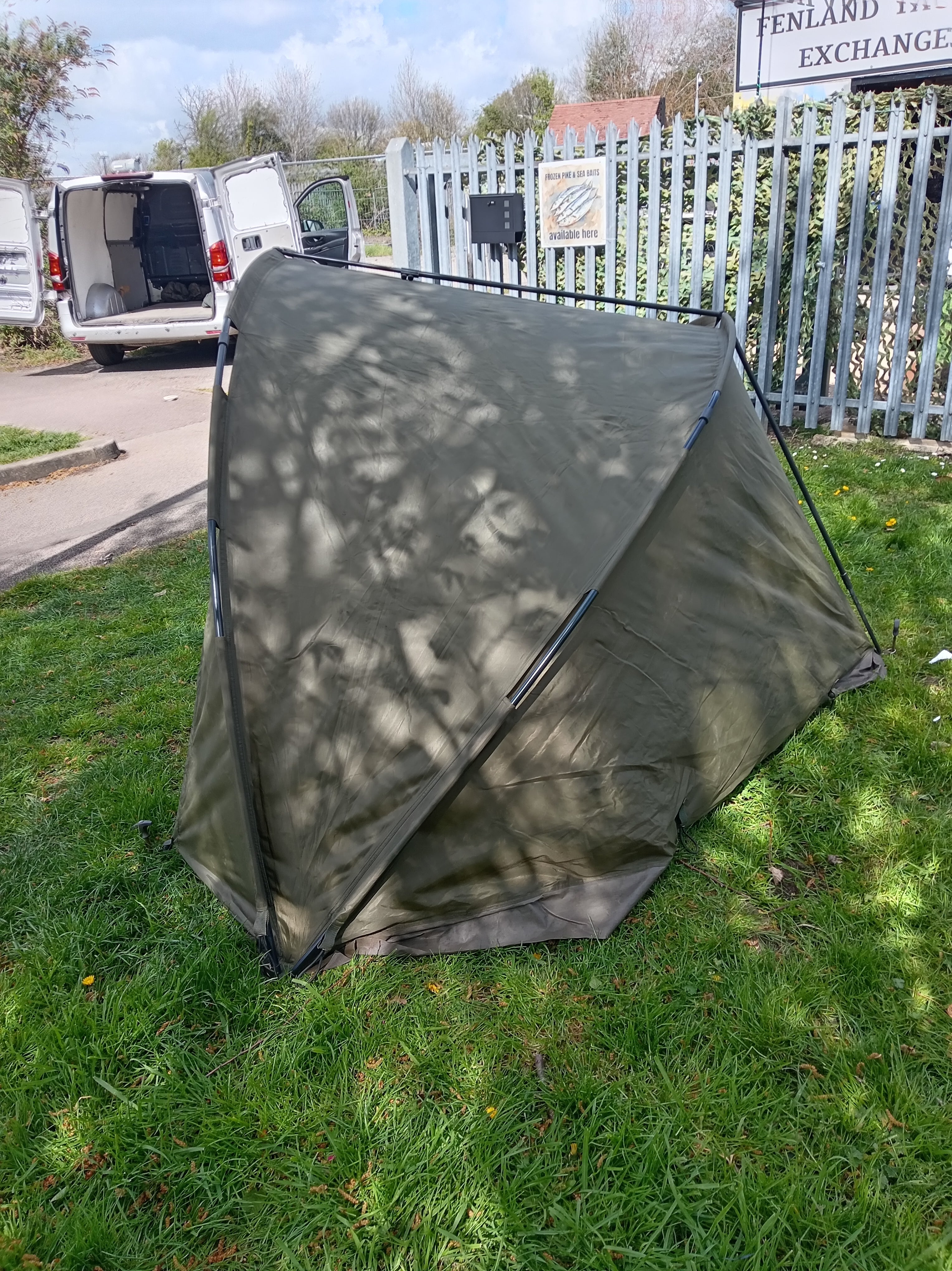 Chub RS Plus Bivvy - 1-Man Carp Fishing Shelter - Very Good Condition - Lightweight
