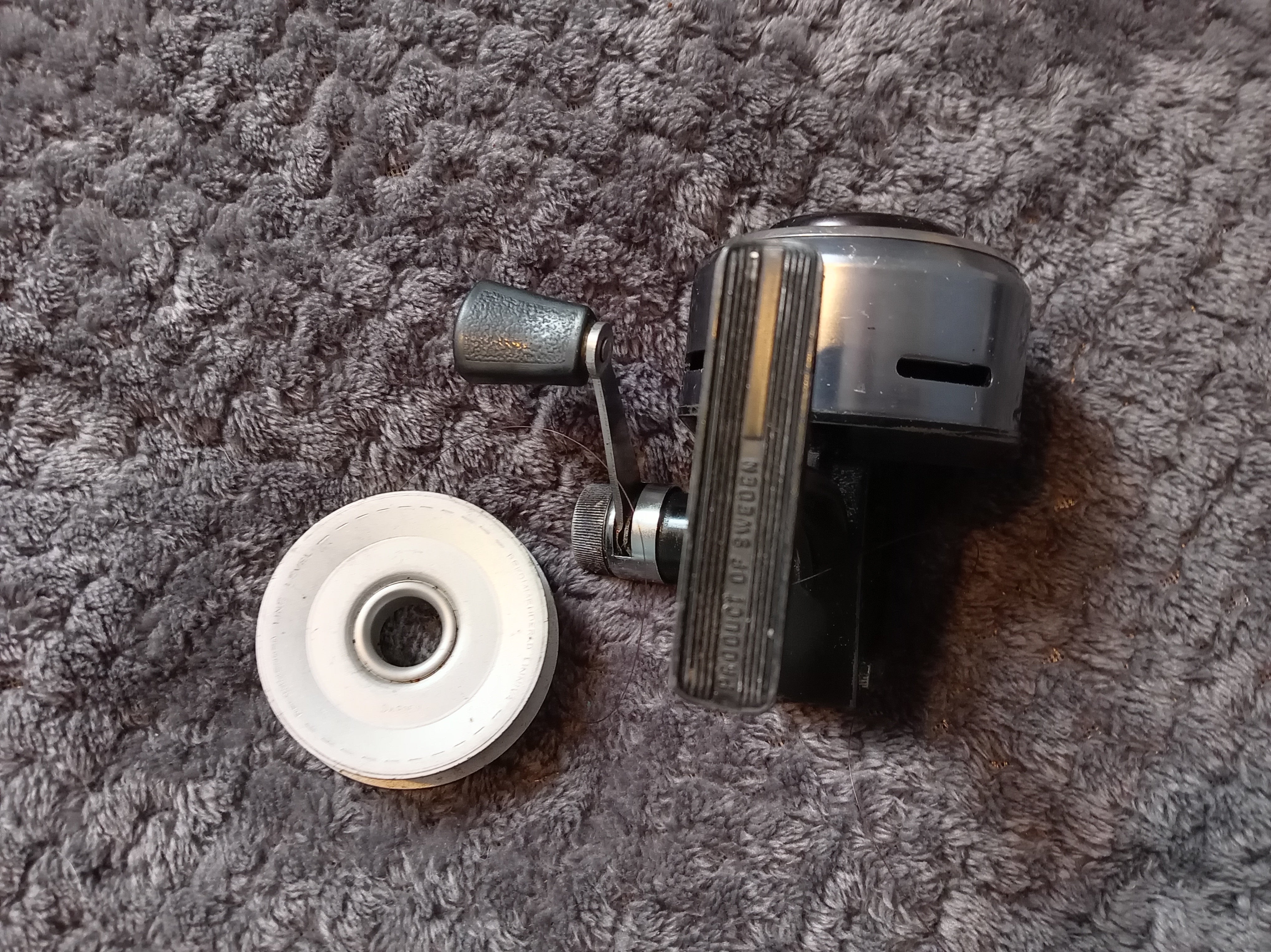 Abu Closed Face Reel - Vintage Trotting Reel with Spare Spool - Used