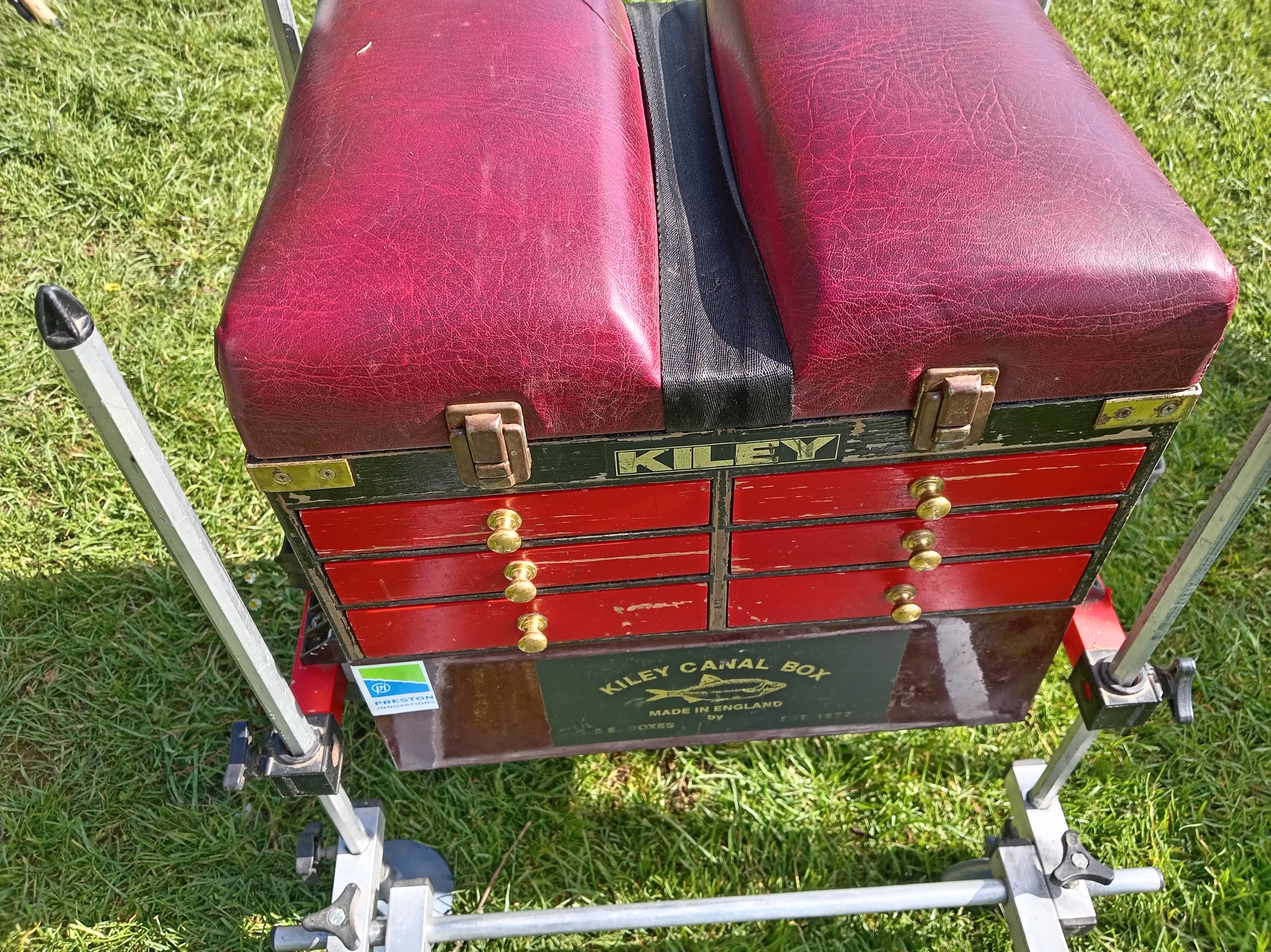 Kiley Canal Box Classic Match Fishing Seat Box with Footplates - Vintage Used