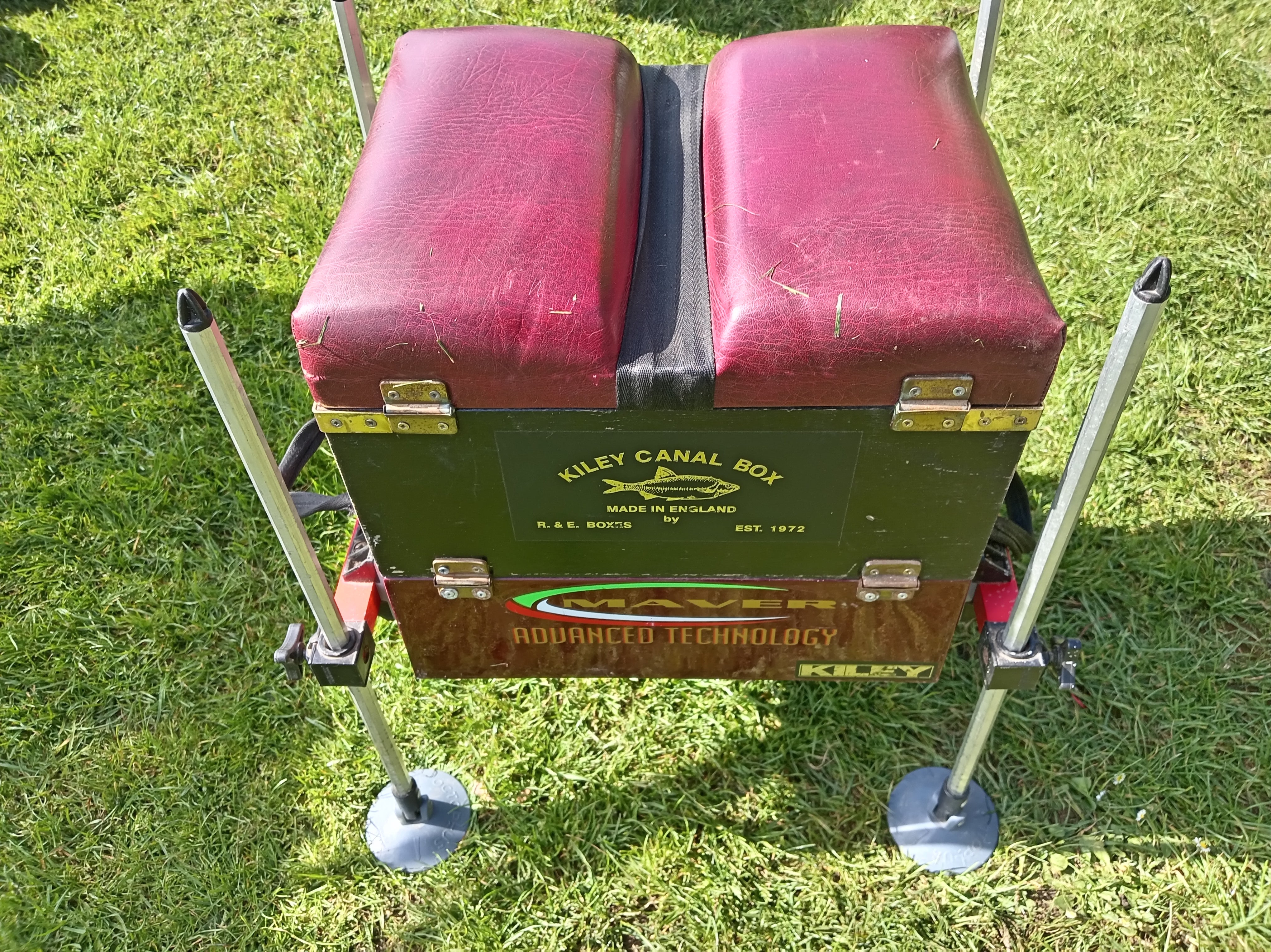 Kiley Canal Box Classic Match Fishing Seat Box with Footplates - Vintage Used