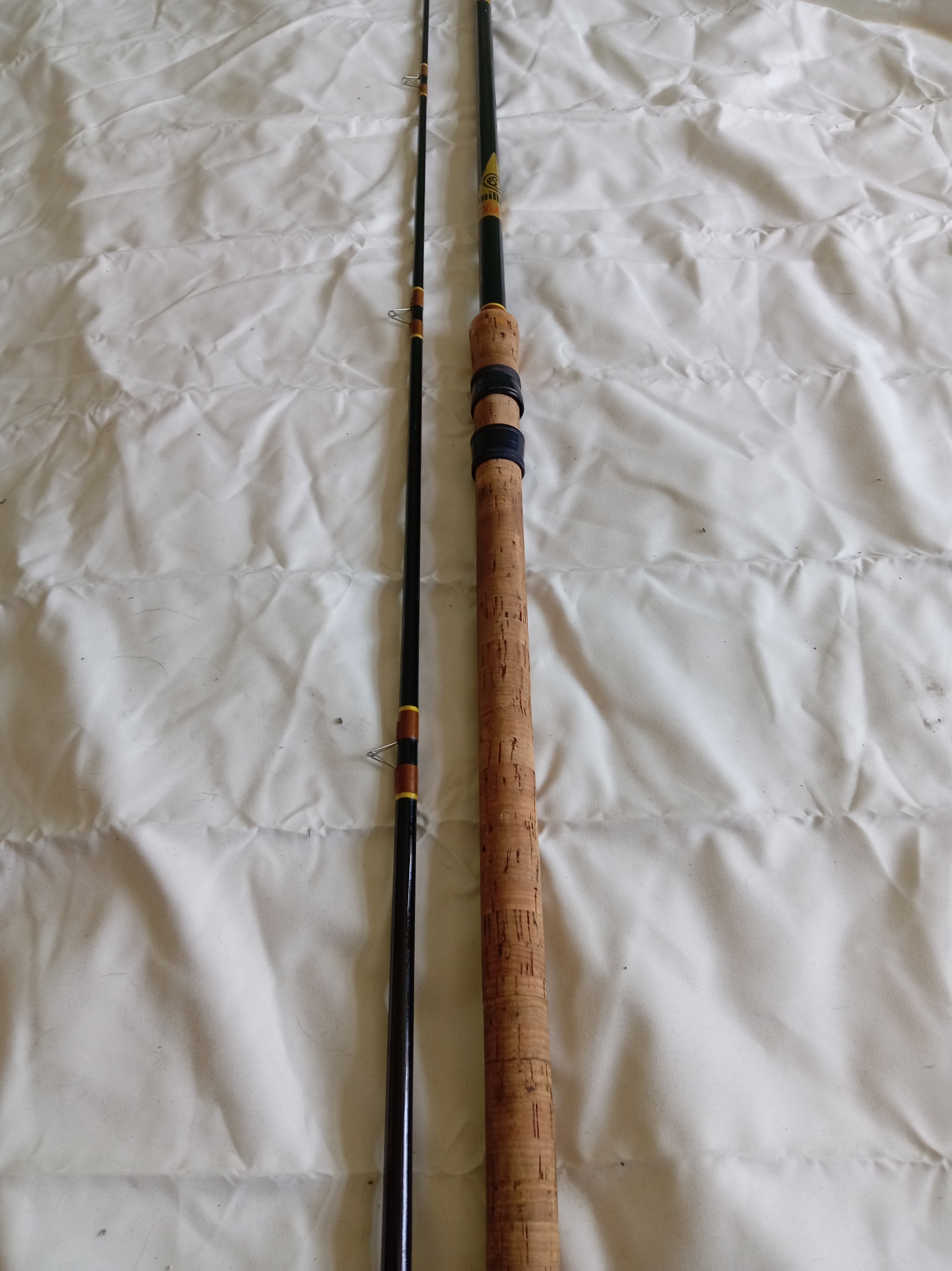 VINTAGE MILBRO CLASSIC 10FT ROD PRISTINE CONDITION WITH ORIGINAL CLOTH BAG
