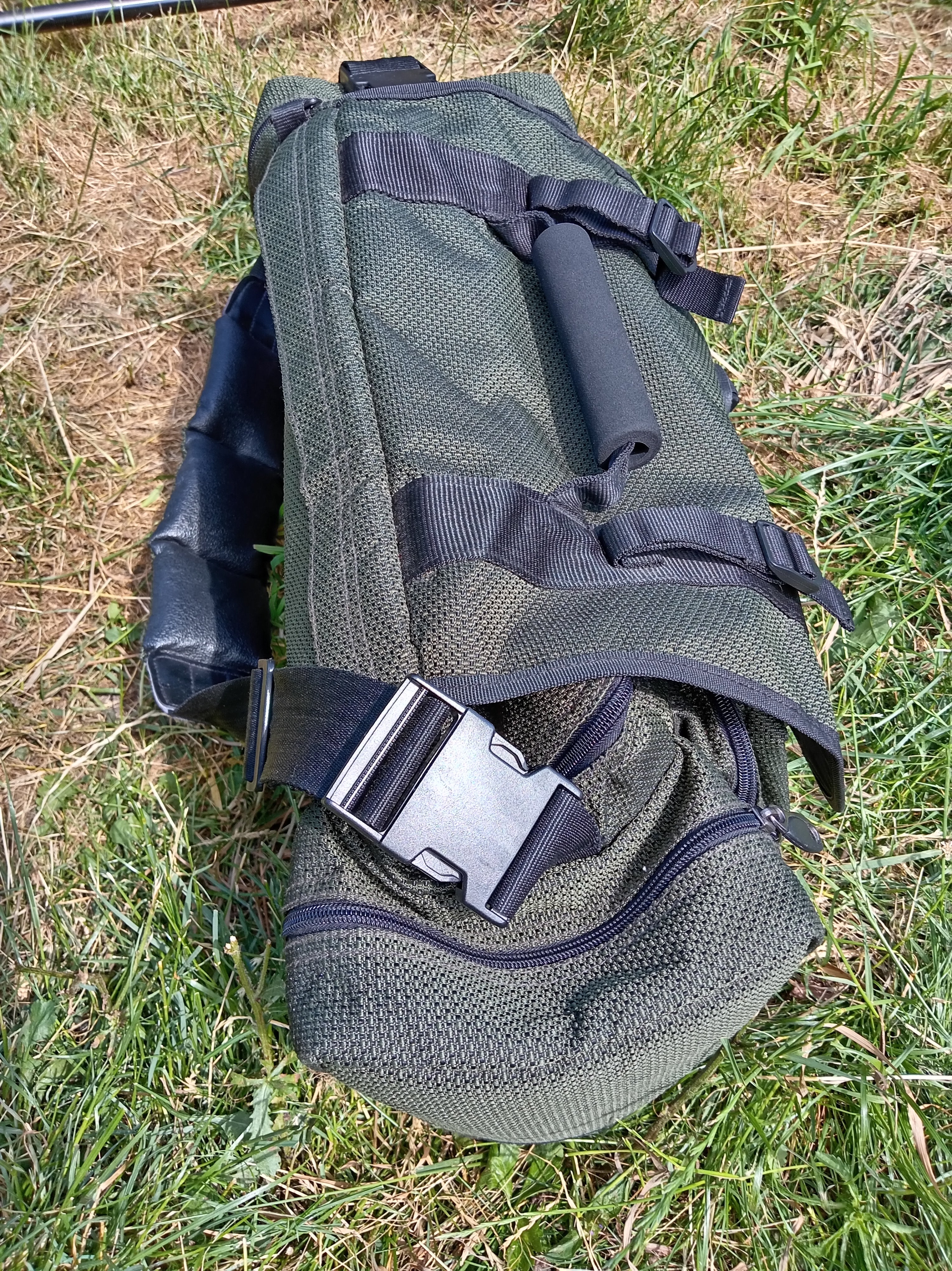 Maver Large Carp Fishing Carryall Tackle Bag Superb Used Condition