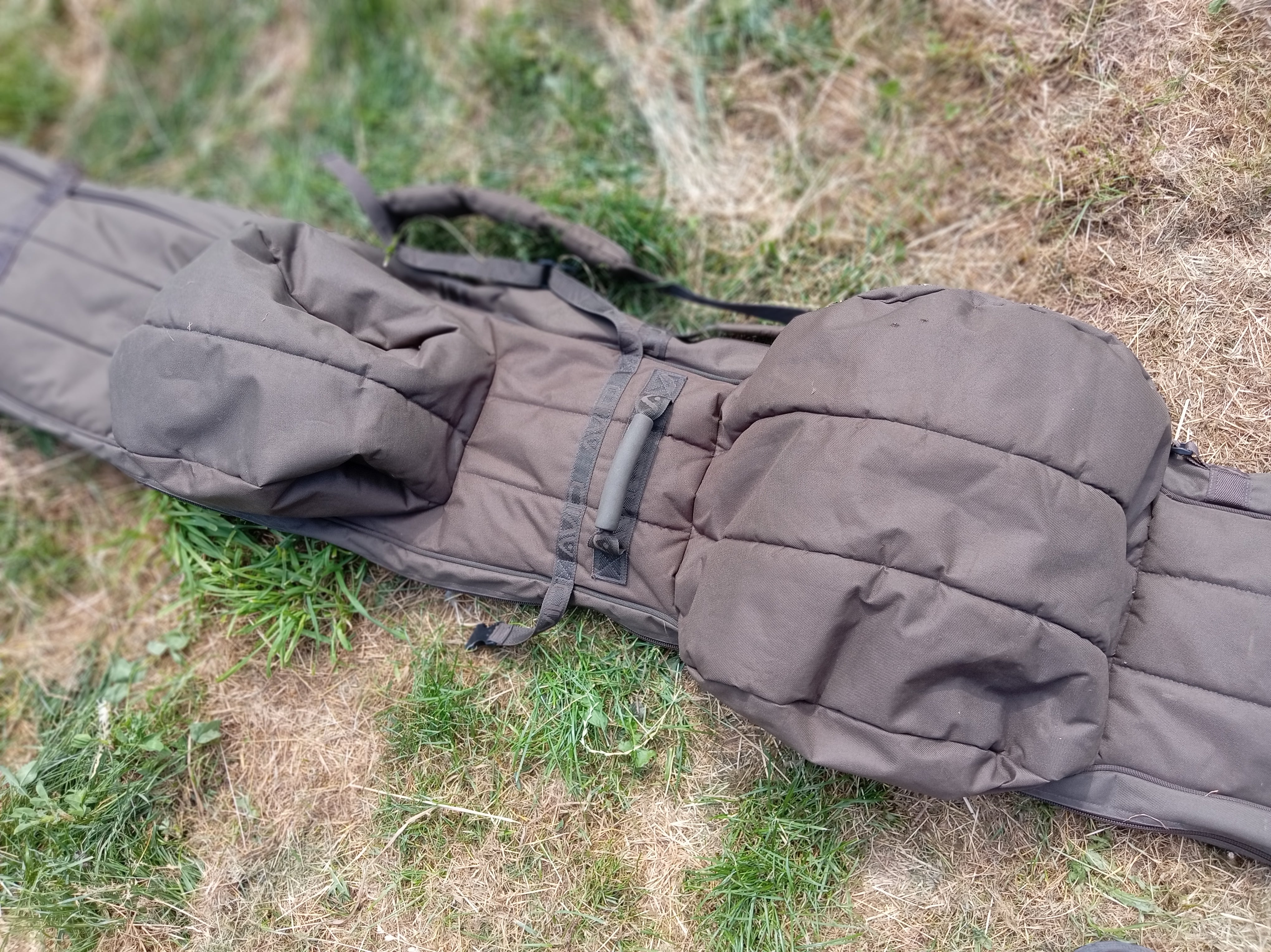 Avid Carp 5 + 3 12ft Rod Padded Holdall Carp Fishing Luggage