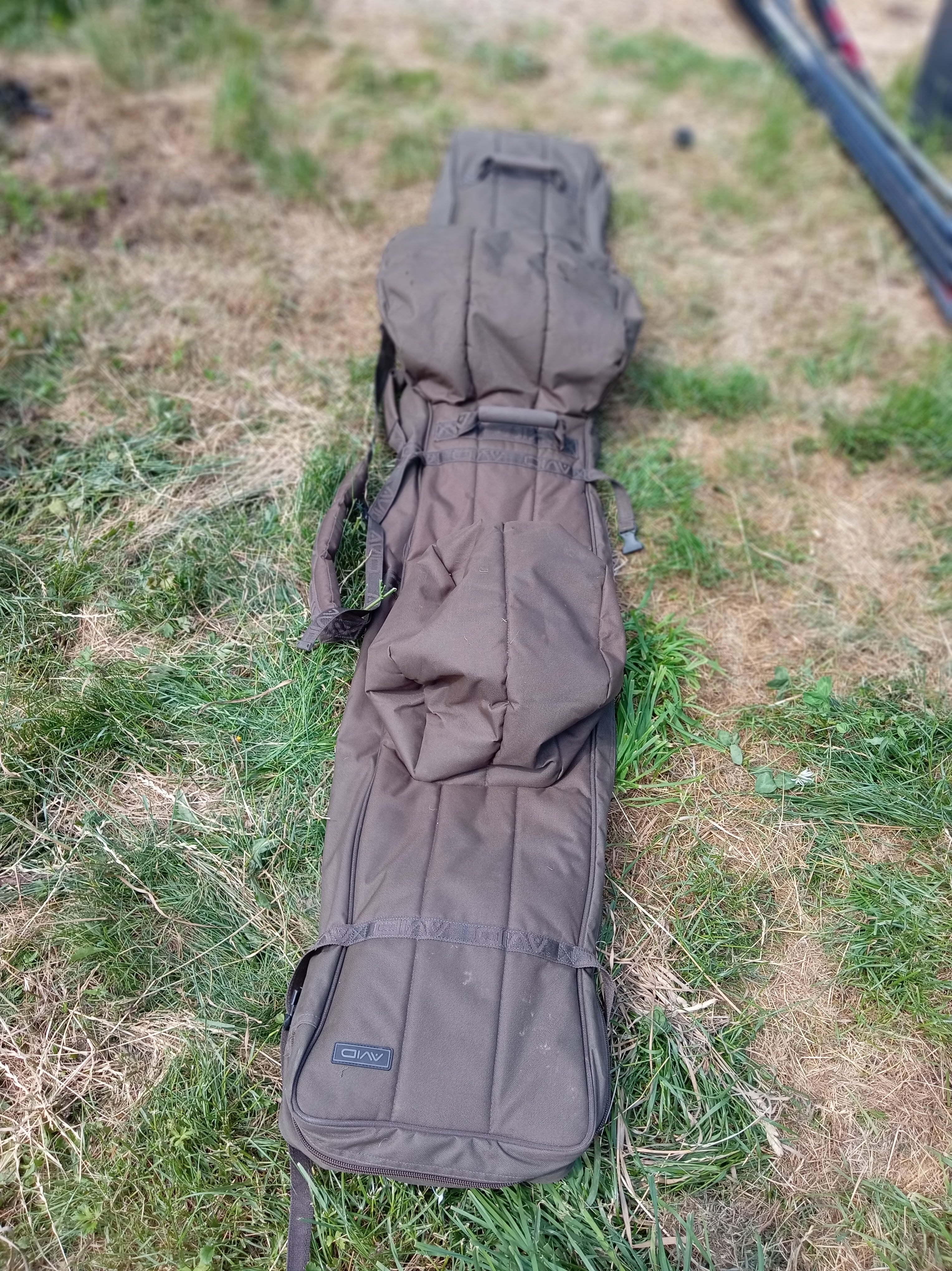 Avid Carp 5 + 3 12ft Rod Padded Holdall Carp Fishing Luggage