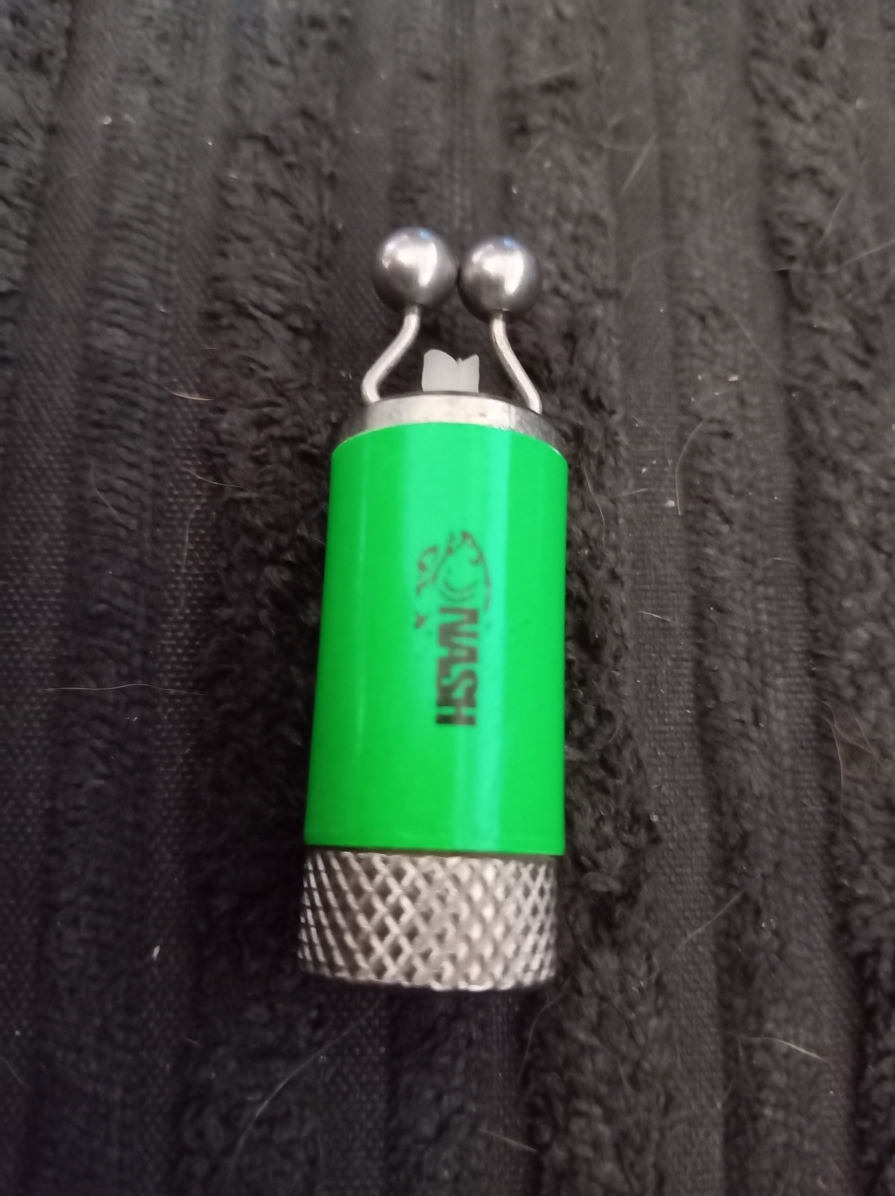 Nash Carp Fishing Hanger Bobbin Set of 3 Red Green Blue Indicators