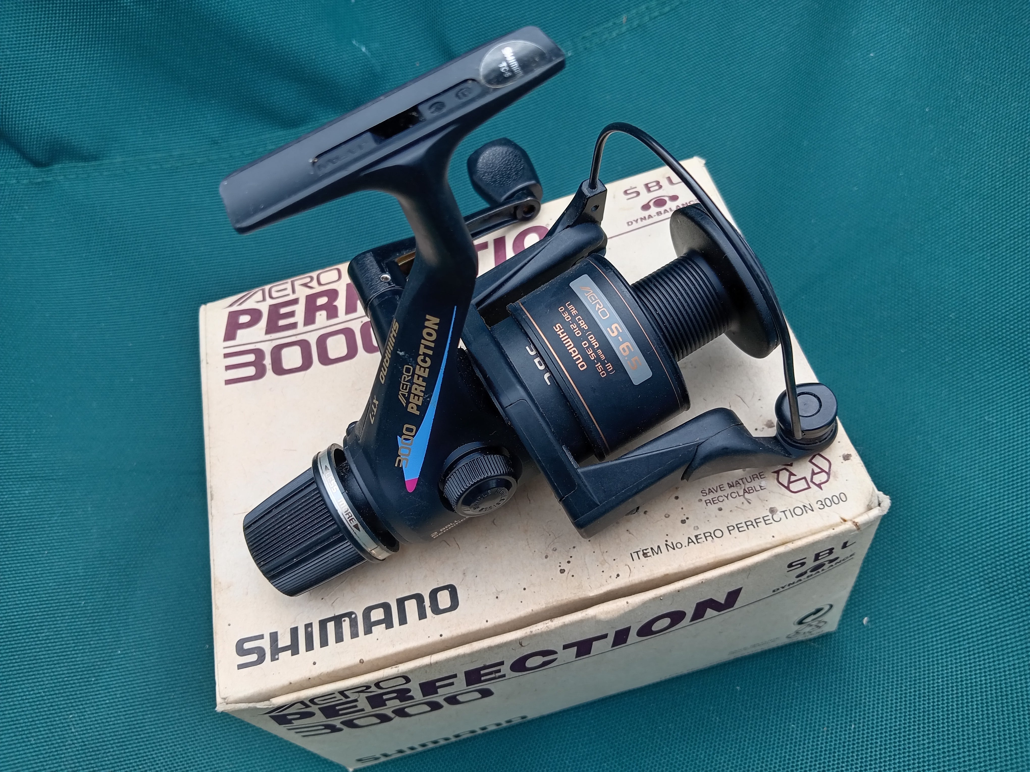 Shimano Aero Perfection 3000 XT-7 Match Reel Boxed Spare Spool Paperwork Japan