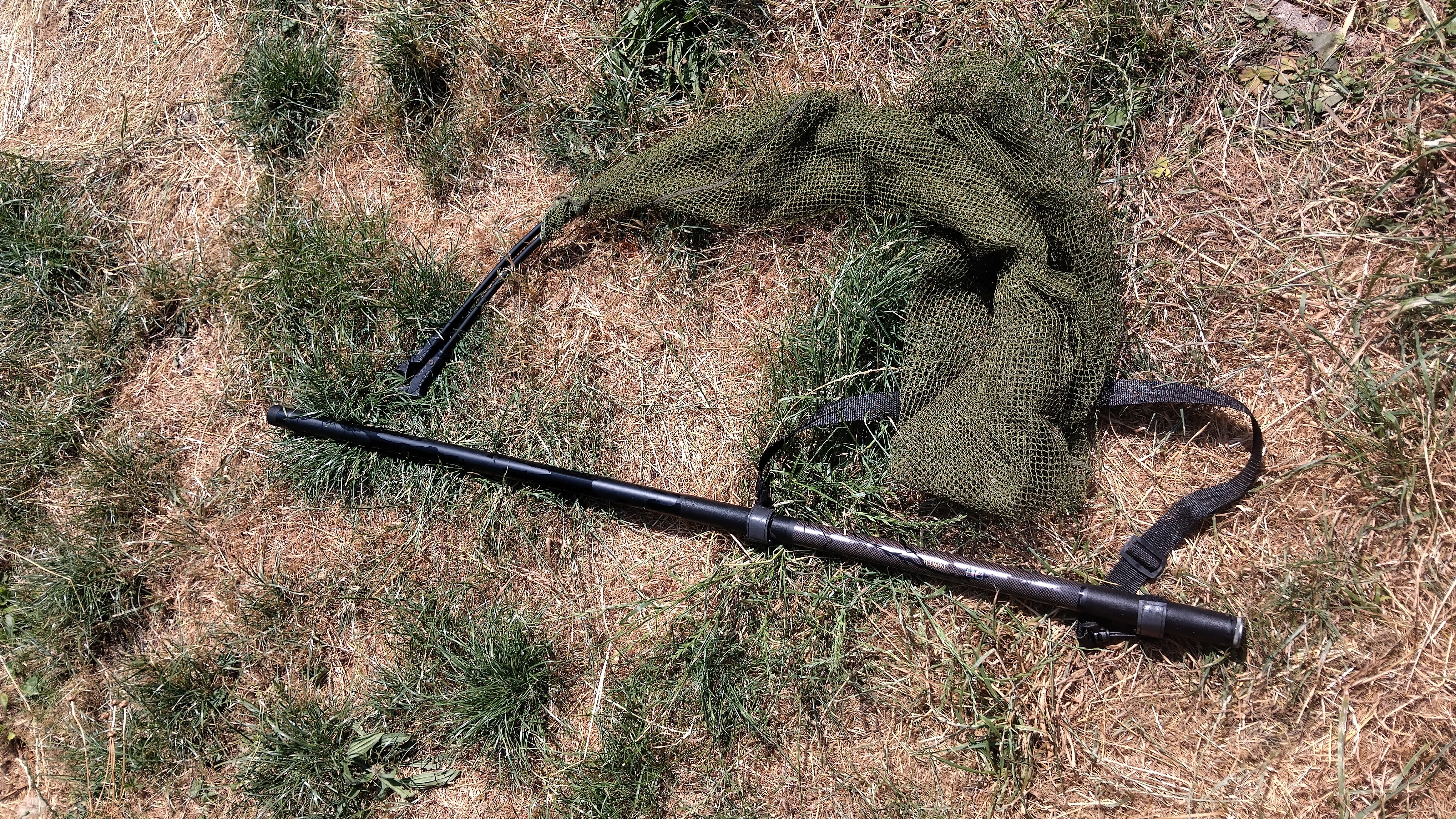 Korum Power 3m Telescopic Handle & Gardner 30" Folding Specimen Pan Landing Net