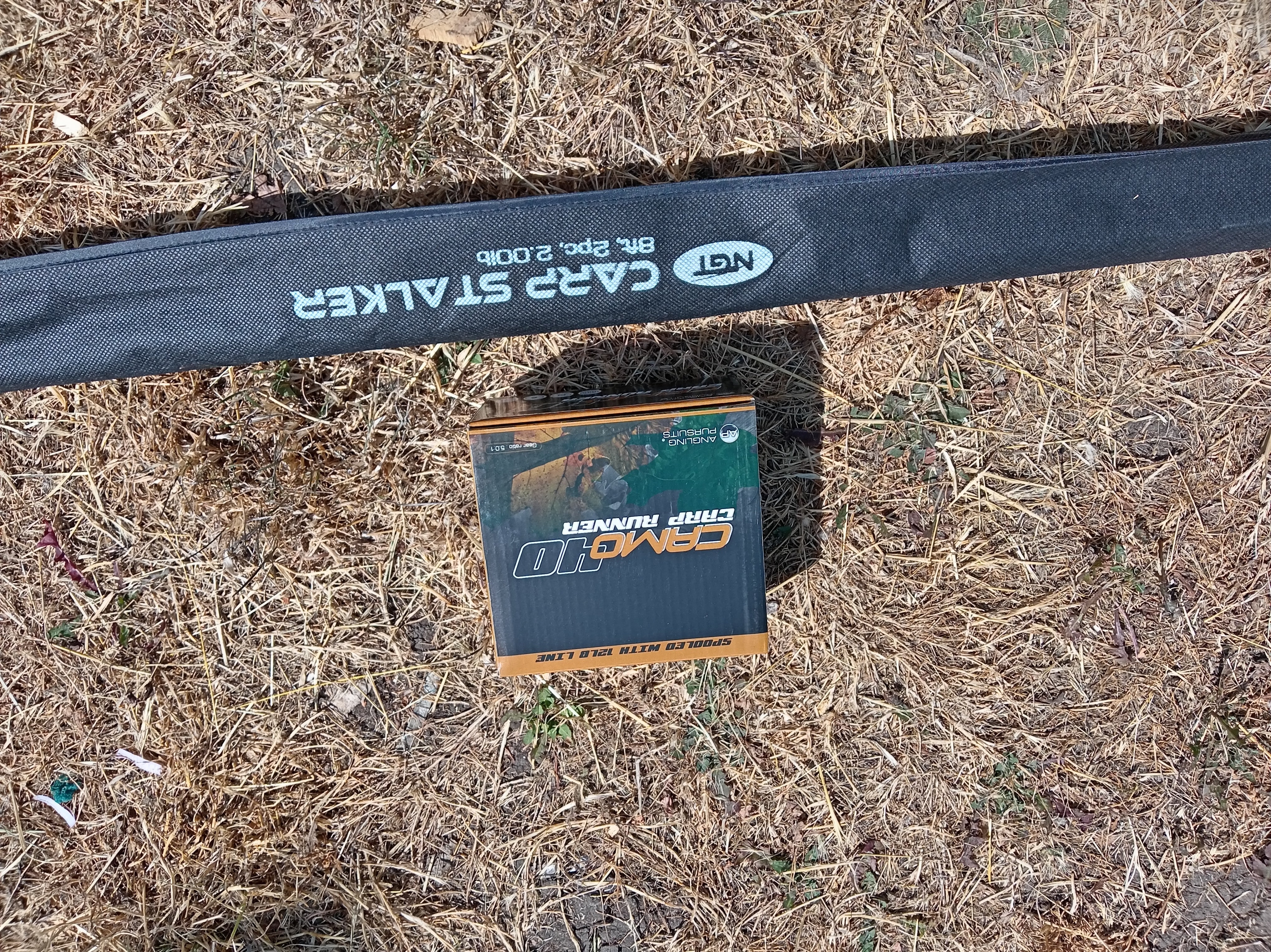 Angling Pursuits 8ft Carp Stalker Rod & 40 Camo Runner Reel Outfit Combo Set