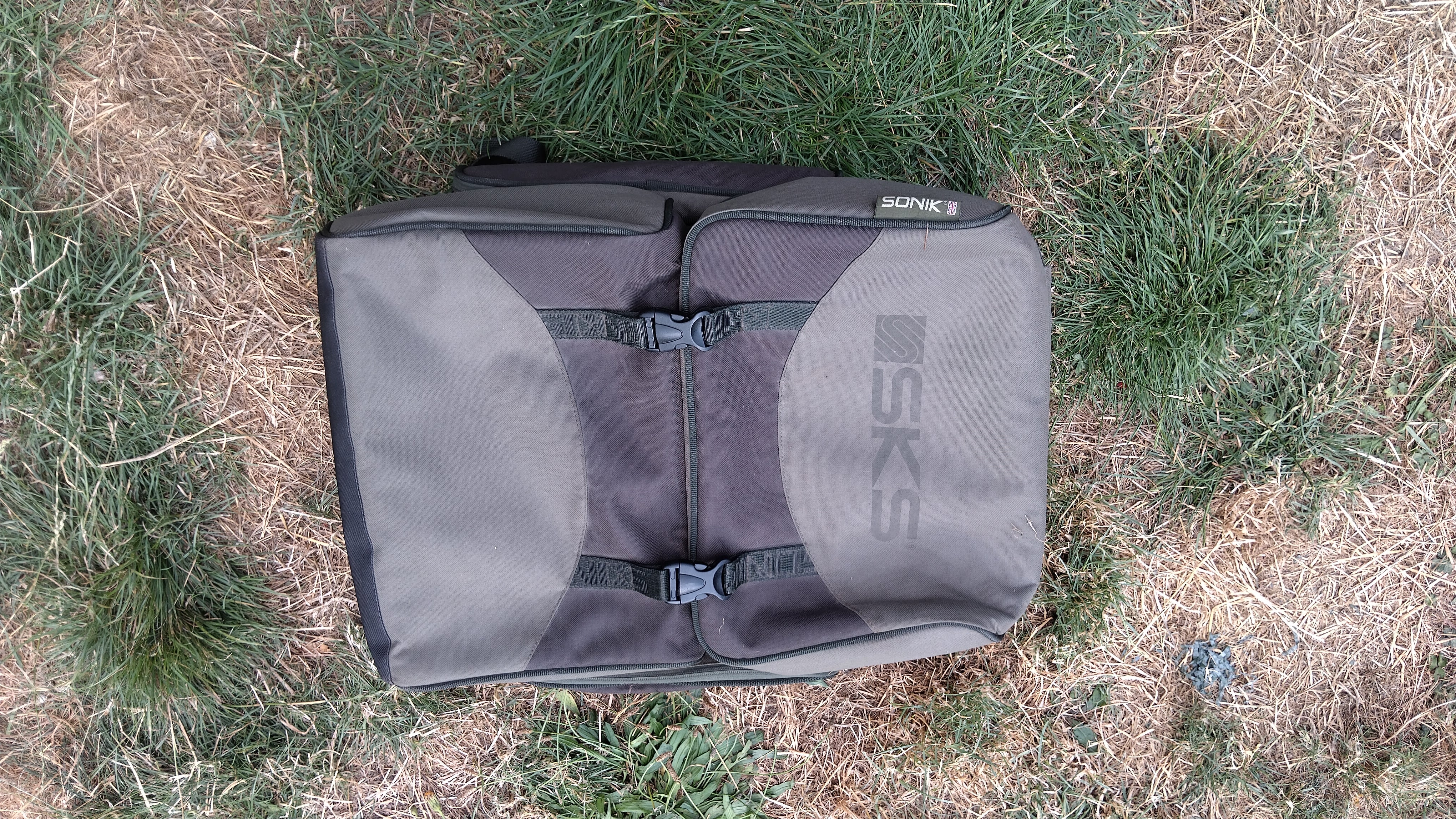 Sonik SKS Foldout Rucksack Luggage Main Compartment Clear Lid Pockets Box Used