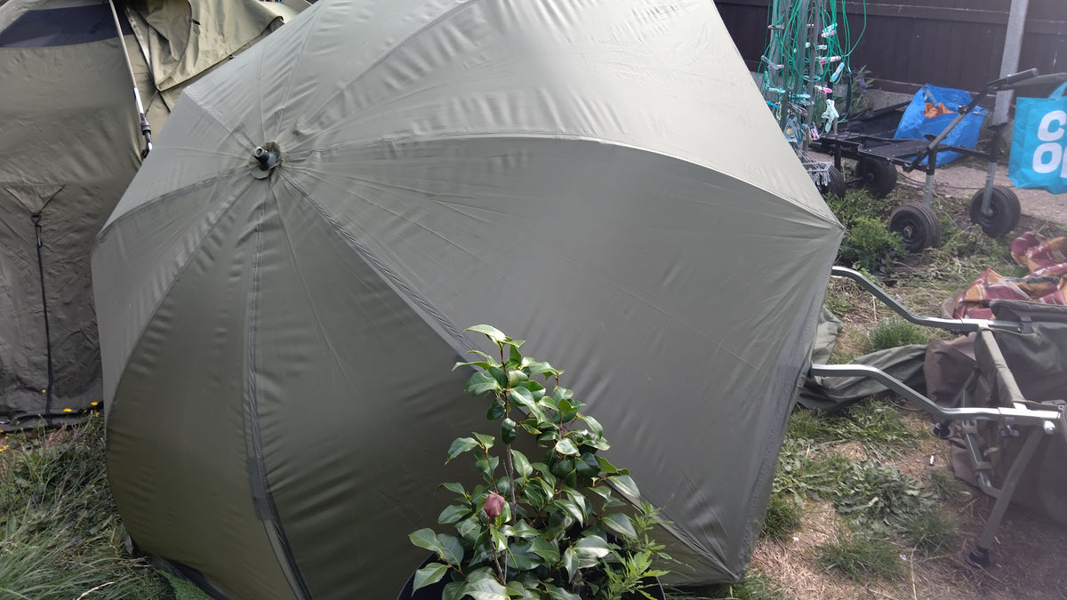 Daiwa Mission Brolly Shelter - Lightweight Waterproof Carp Coarse Fishing Umbrella