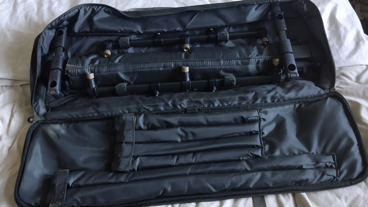 JRC X-Lite 3 Rod Carp Fishing Rod Pod + Buzz Bars & Original Bag Excellent