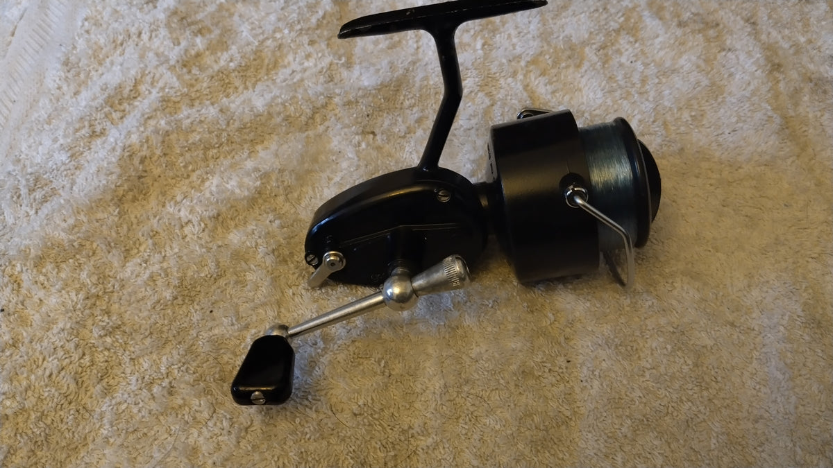 Vintage Garcia Mitchell 331 Right Hand Wind Fixed Spool Fishing Reel Classic