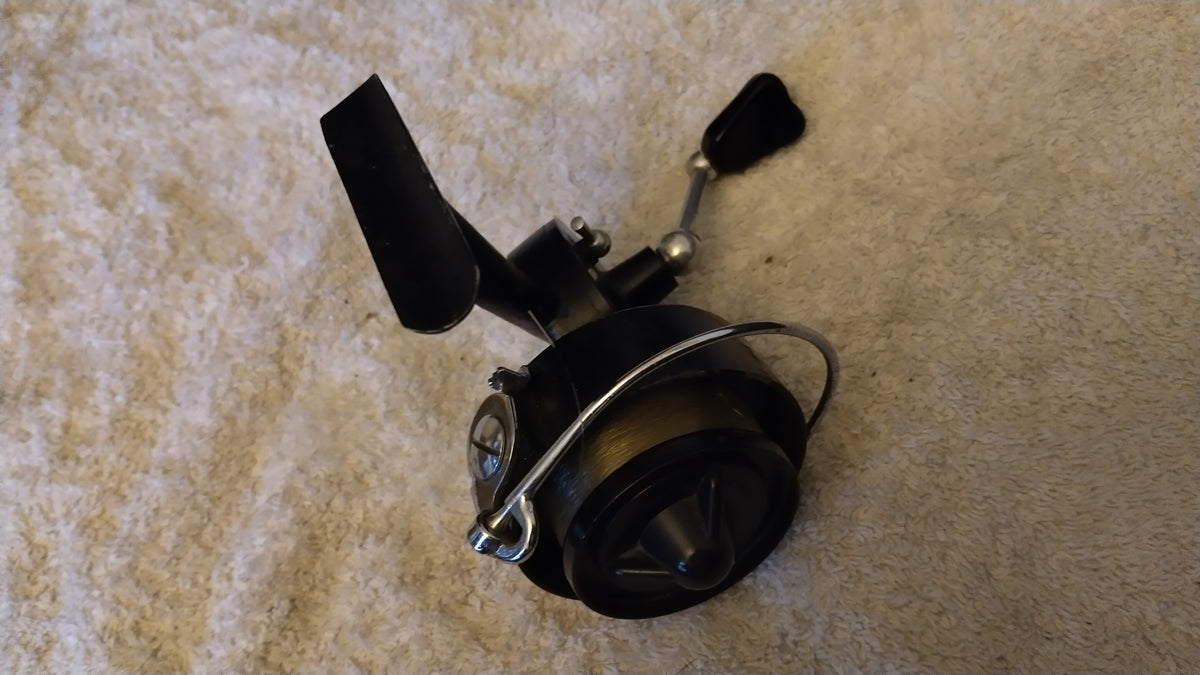 Vintage Mitchell 304 Spinning Reel French Fixed Spool Classic Coarse Fishing