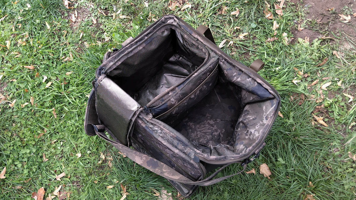 Nash Food Bag Carp Fishing Luggage EVA Table Top Waterproof Base SUPERB