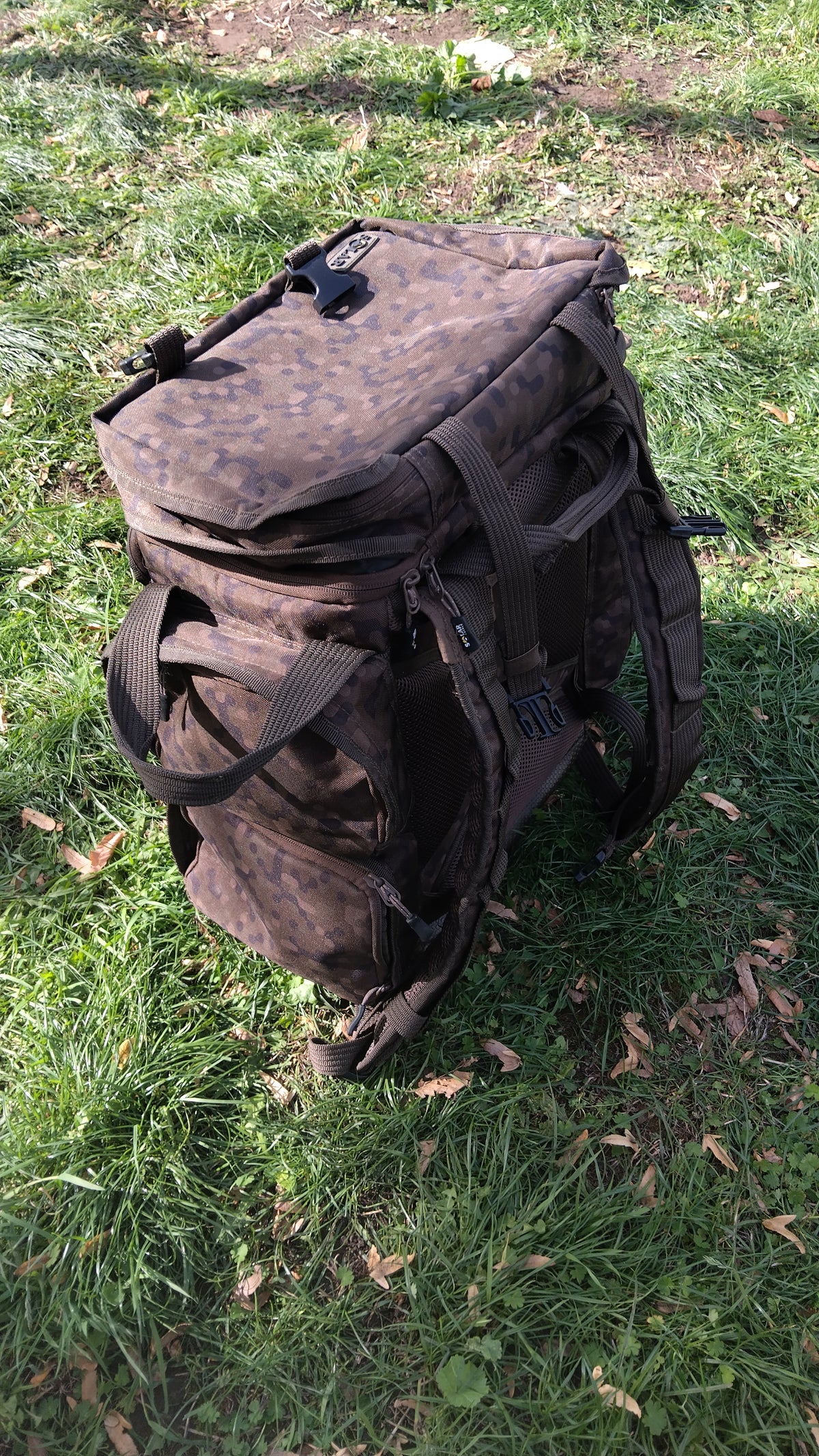 Solar SP C-Tech Rucksack 40L Carp Fishing Backpack Luggage SolarCam