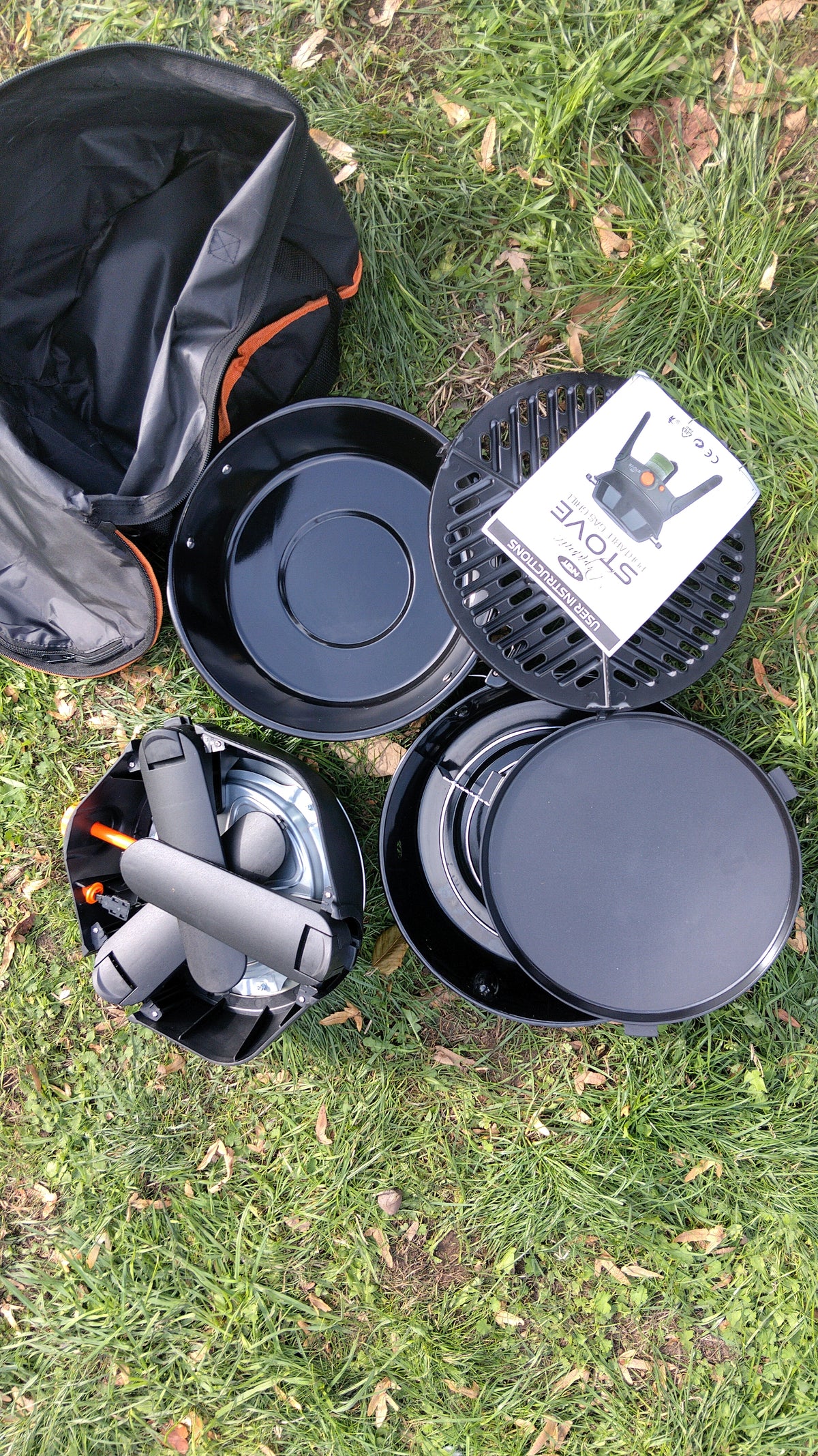 NGT Dynamic Cooking Station Portable Gas Stove BBQ Grill & Pot - UNUSED