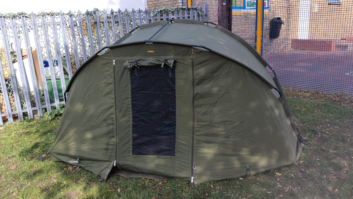 Trakker Armadillo 2 Man Carp Fishing Bivvy + Winter Overwrap Groundsheet & Pegs