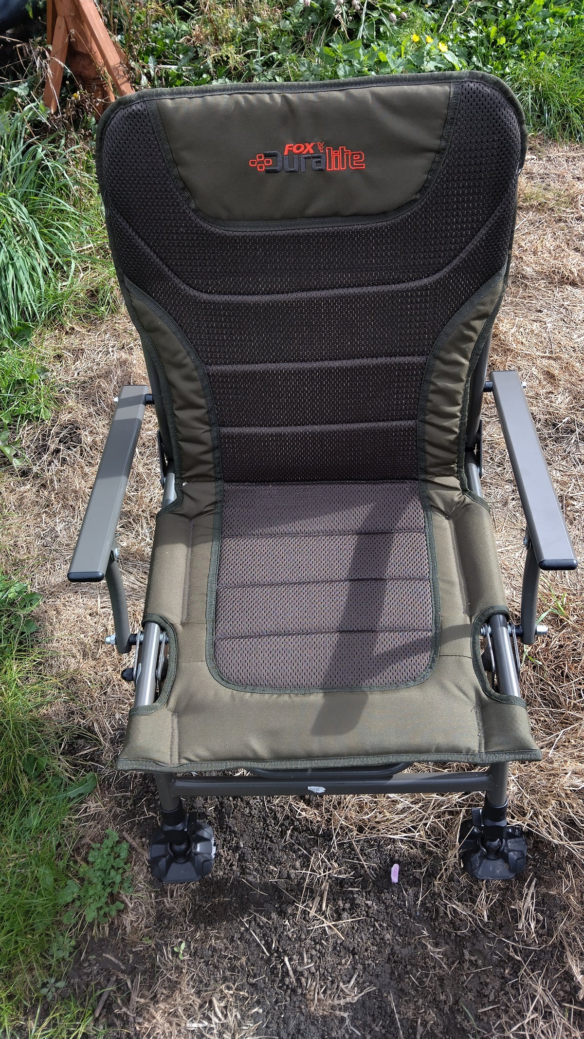 Fox Duralite Carp Fishing Chair with Arms – Excellent Used Condition