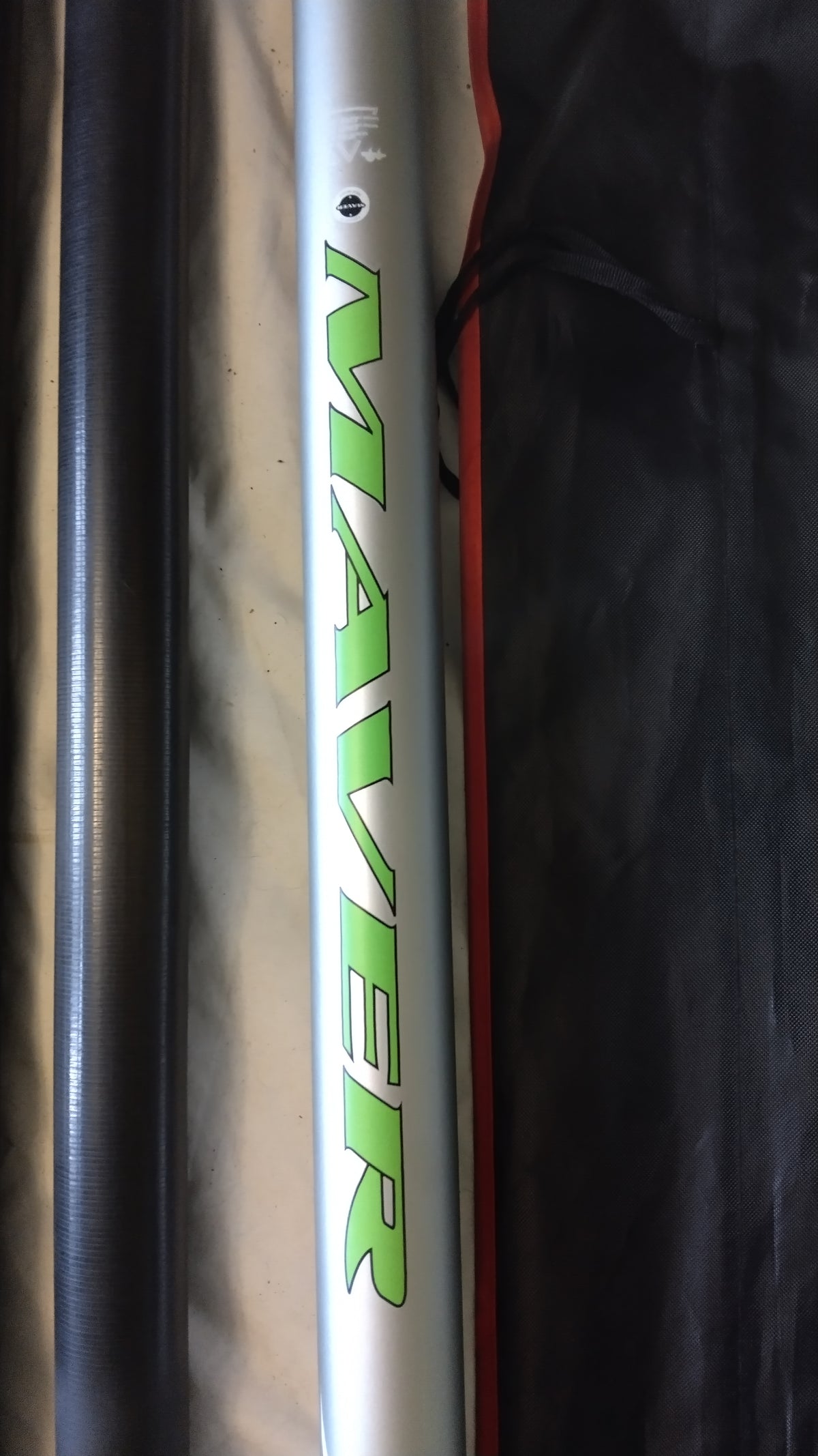 Maver Theme 9m Margin Pole 2 Top Kits Elastic Rating 20+ Excellent Condition